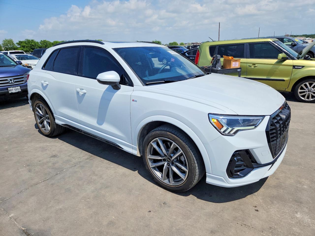 2024 Audi Q3 Premium Plus S Line 45 Белый vin: WA1EECF31R1057531