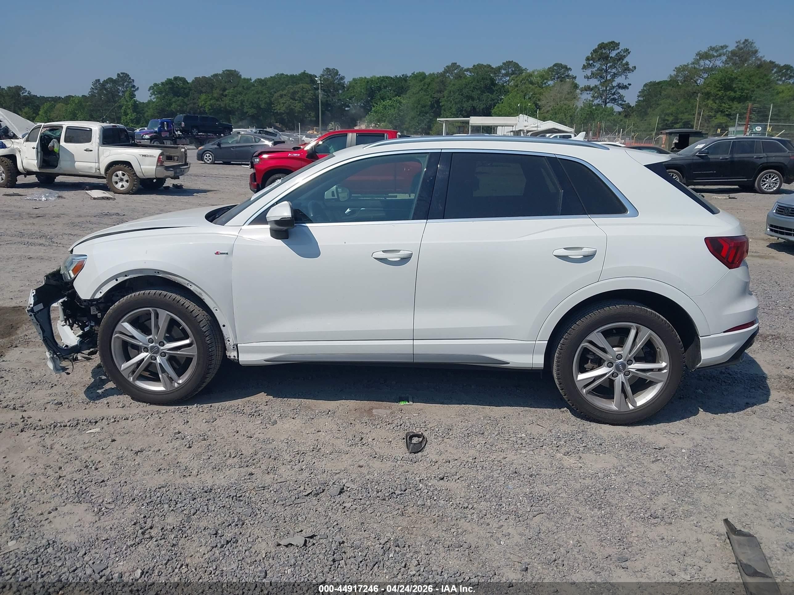 2020 Audi Q3 Premium Plus 45 Tfsi S Line Quattro Tiptronic Black vin: WA1EECF36L1115267
