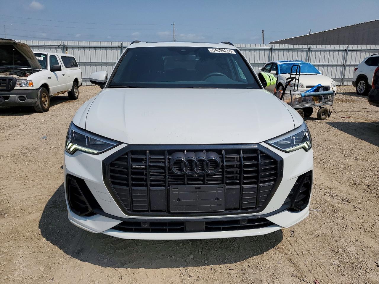2024 Audi Q3 Premium Plus S Line 45 White vin: WA1EECF37R1179567