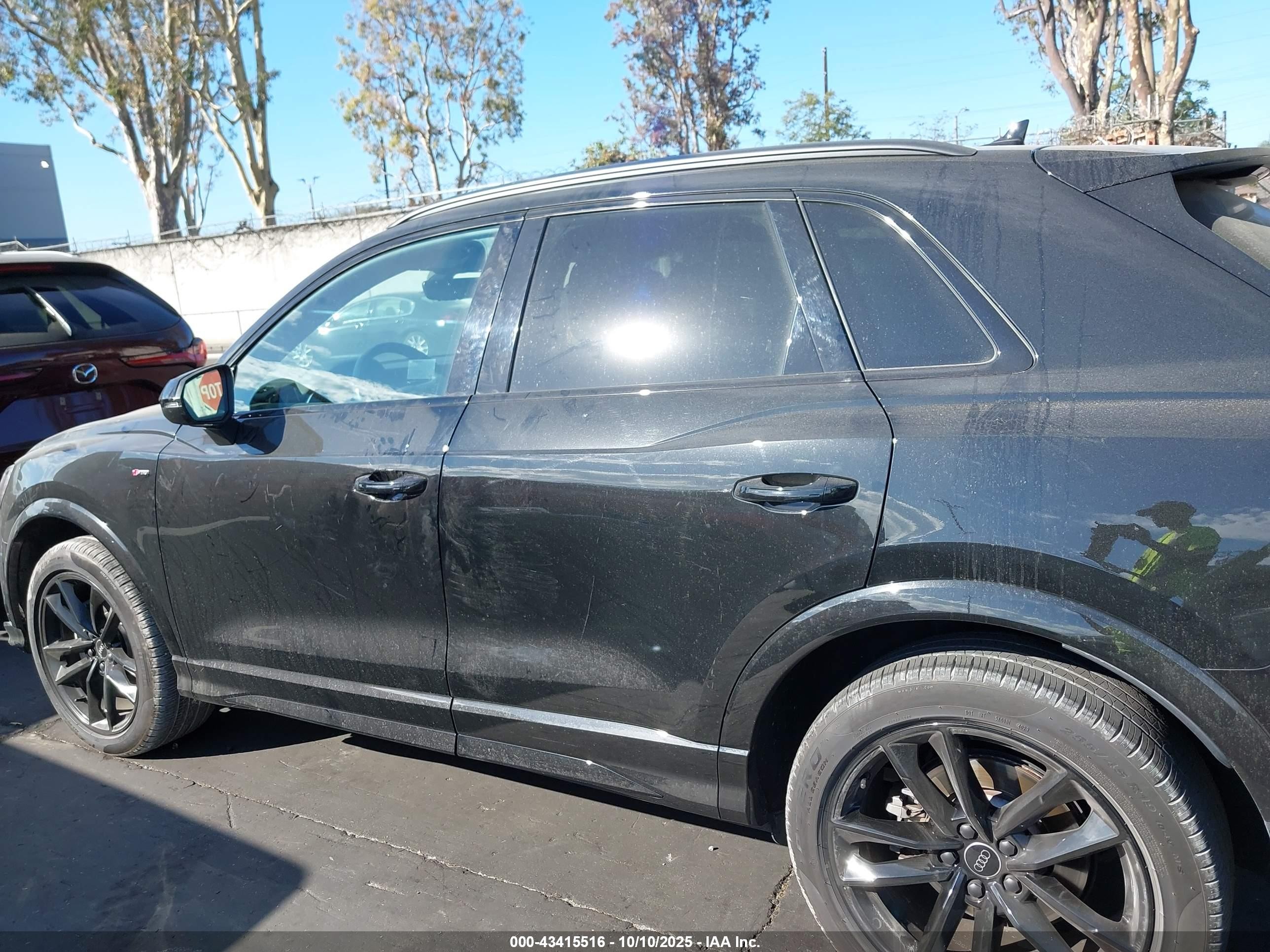 2024 Audi Q3 Premium Plus 45 Tfsi S Line Quattro Tiptronic Черный vin: WA1EECF38R1053279