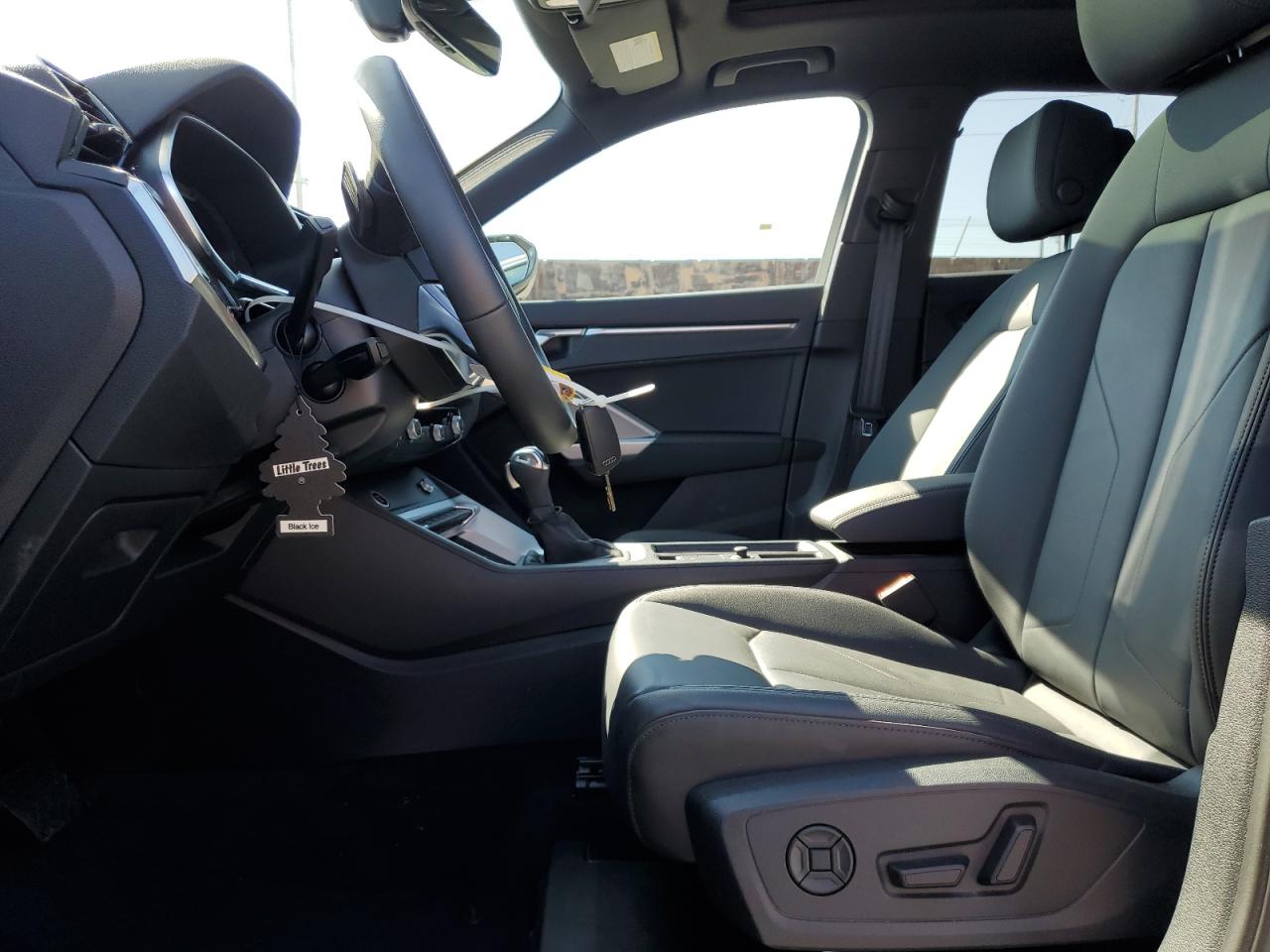 2024 Audi Q3 Premium Plus S Line 45 White vin: WA1EECF38R1206047