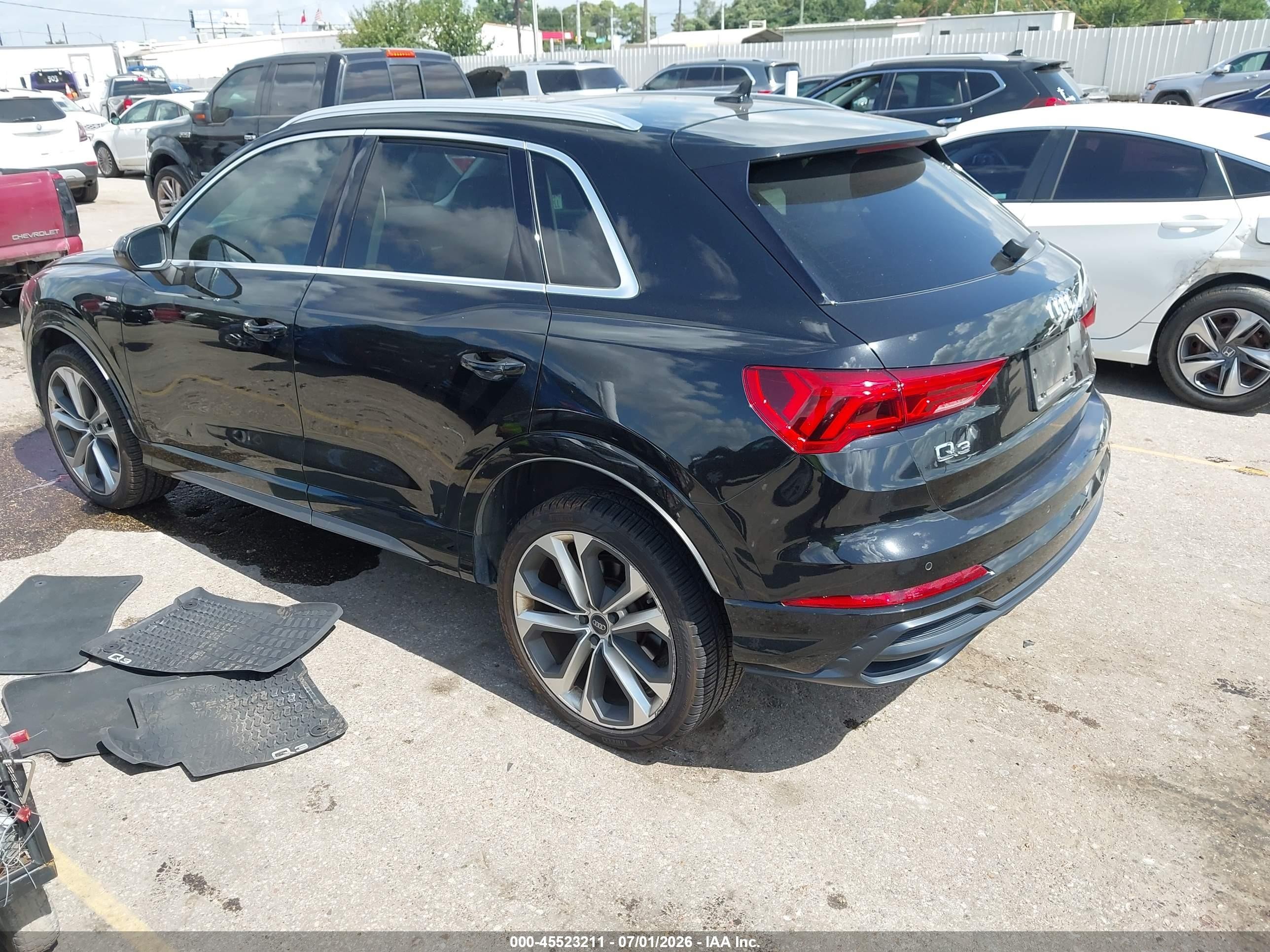 2020 Audi Q3 Premium Plus 45 Tfsi S Line Quattro Tiptronic Black vin: WA1EECF3XL1090115