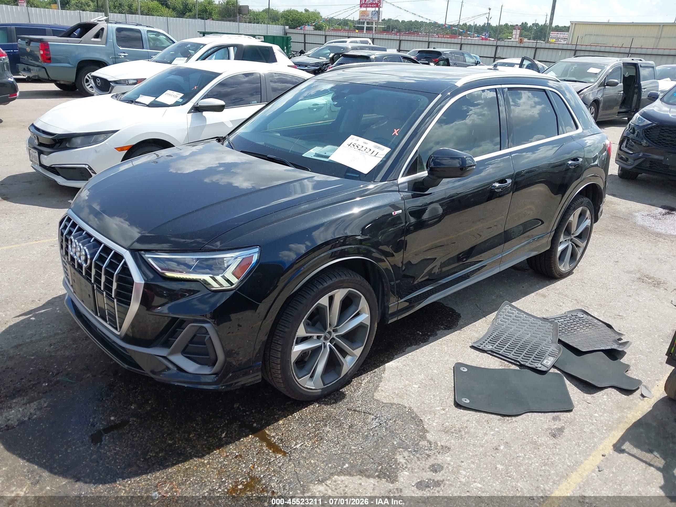 2020 Audi Q3 Premium Plus 45 Tfsi S Line Quattro Tiptronic Black vin: WA1EECF3XL1090115
