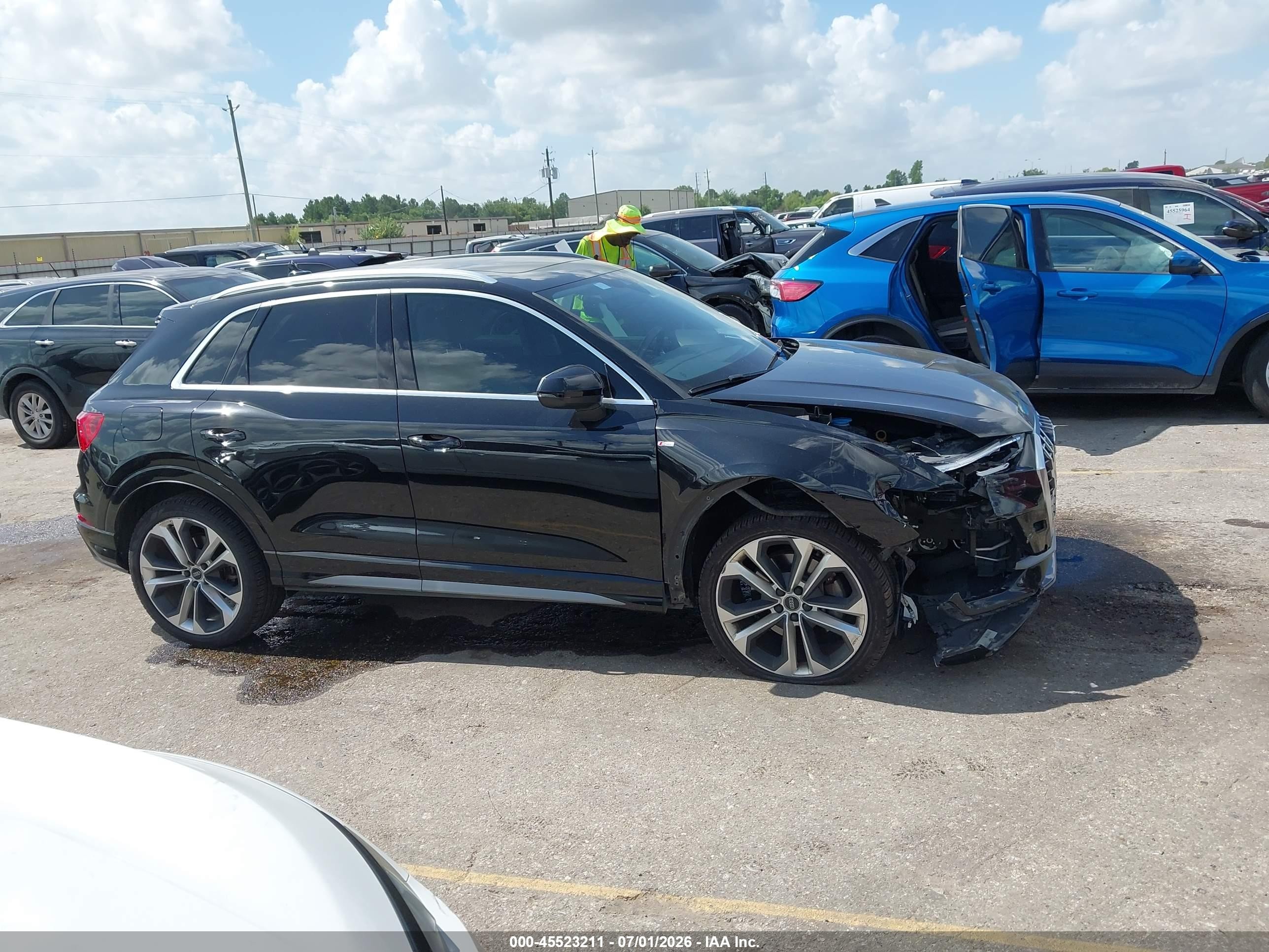2020 Audi Q3 Premium Plus 45 Tfsi S Line Quattro Tiptronic Black vin: WA1EECF3XL1090115