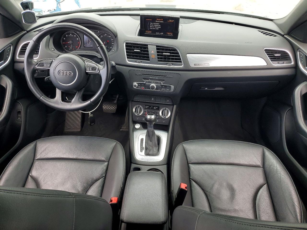 2015 Audi Q3 Premium Plus Серый vin: WA1EFCFS0FR003199