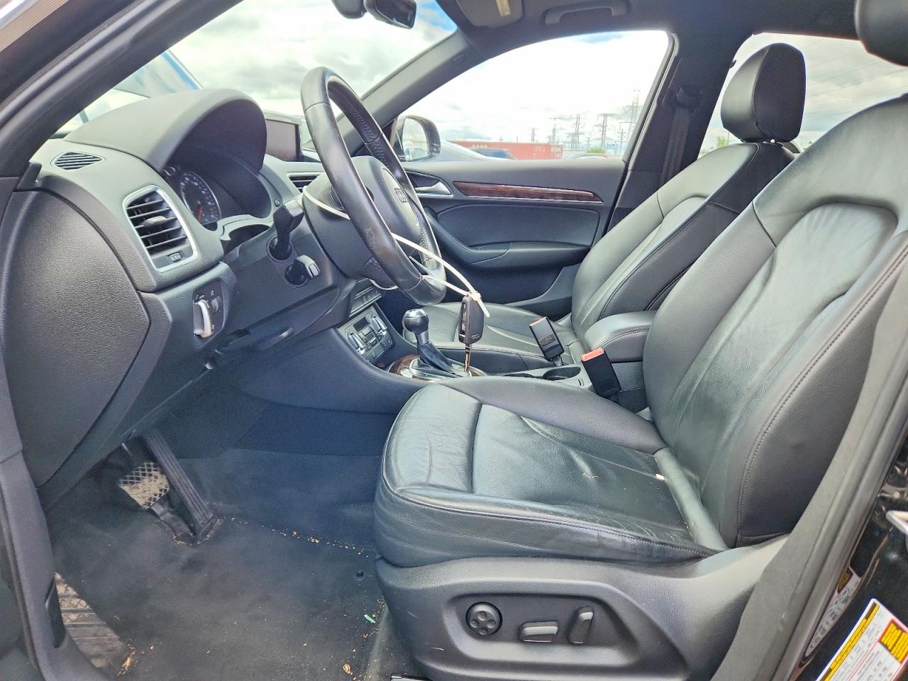 2015 Audi Q3 Premium Plus Black vin: WA1EFCFS0FR013182