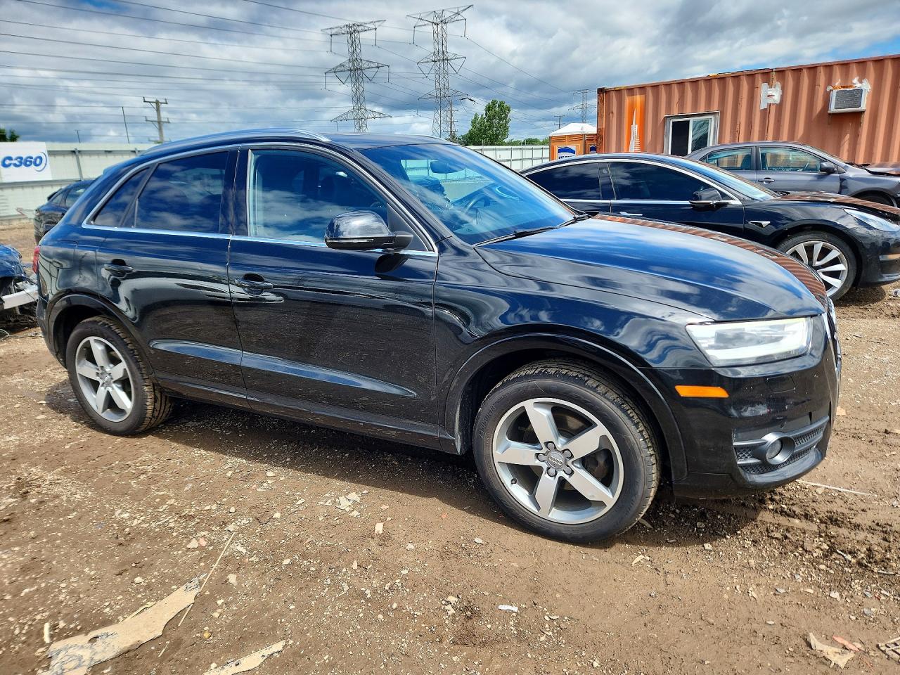 2015 Audi Q3 Premium Plus Black vin: WA1EFCFS0FR013182