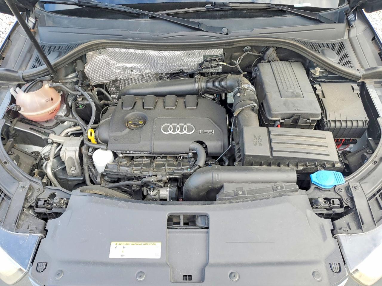 2015 Audi Q3 Premium Plus Gray vin: WA1EFCFS2FR002538