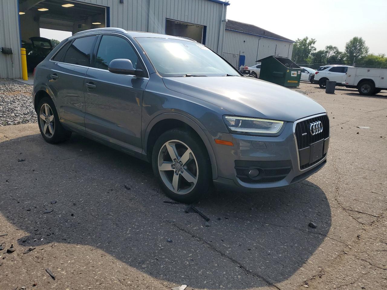 2015 Audi Q3 Premium Plus Gray vin: WA1EFCFS2FR010851