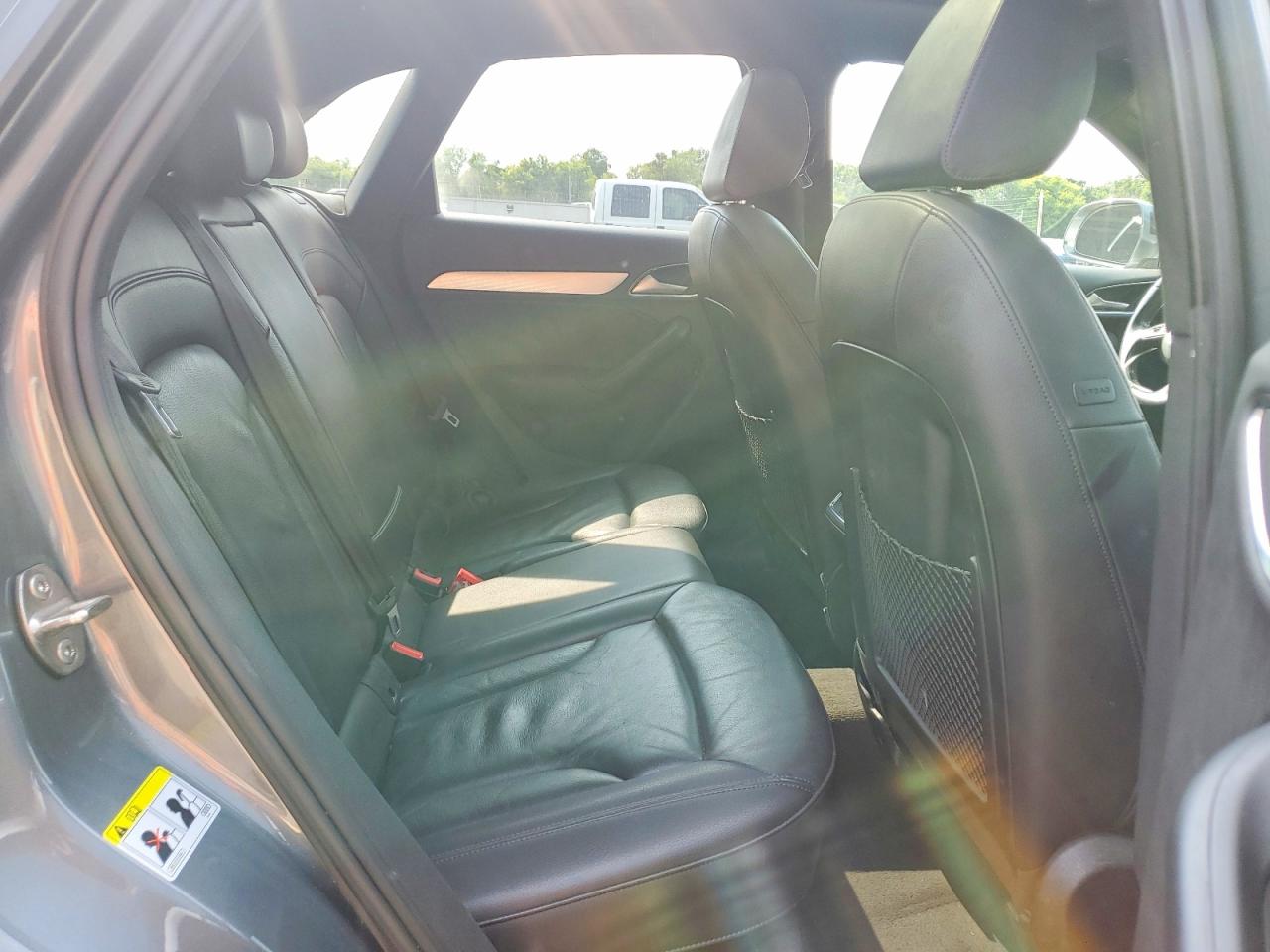 2015 Audi Q3 Premium Plus Gray vin: WA1EFCFS2FR010851