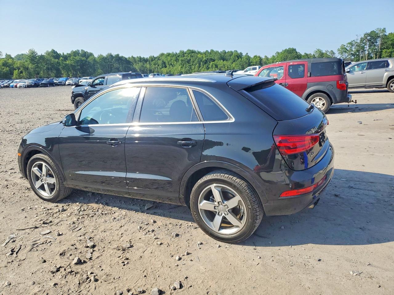 2015 Audi Q3 Premium Plus Black vin: WA1EFCFS2FR012244