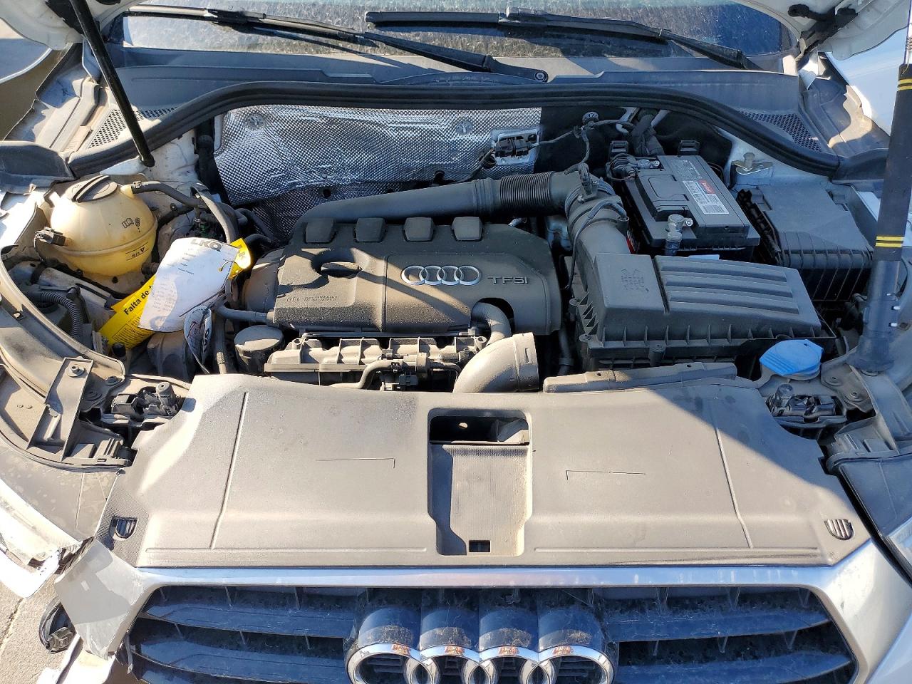 2016 Audi Q3 Premium Plus White vin: WA1EFCFS3GR003618