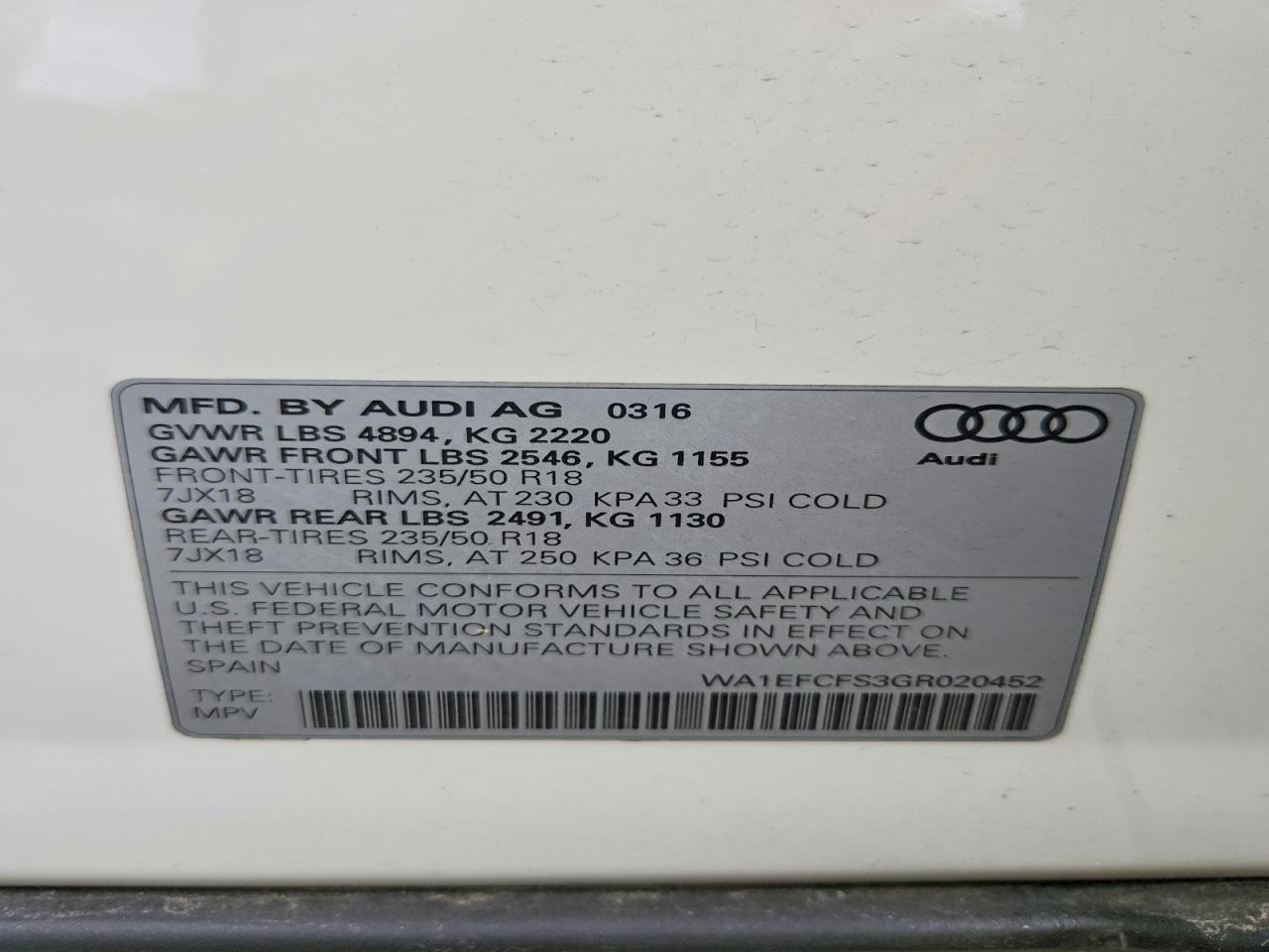 2016 Audi Q3 Premium Plus Белый vin: WA1EFCFS3GR020452