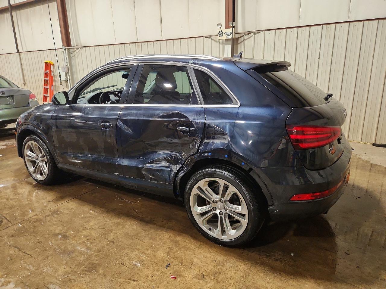 2015 Audi Q3 Premium Plus Blue vin: WA1EFCFS6FR003630