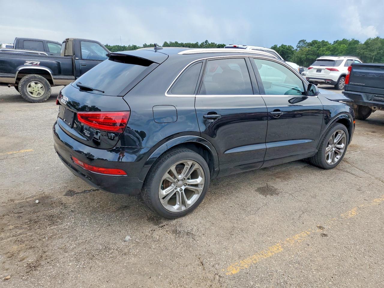 2015 Audi Q3 Premium Plus Black vin: WA1EFCFS6FR010691