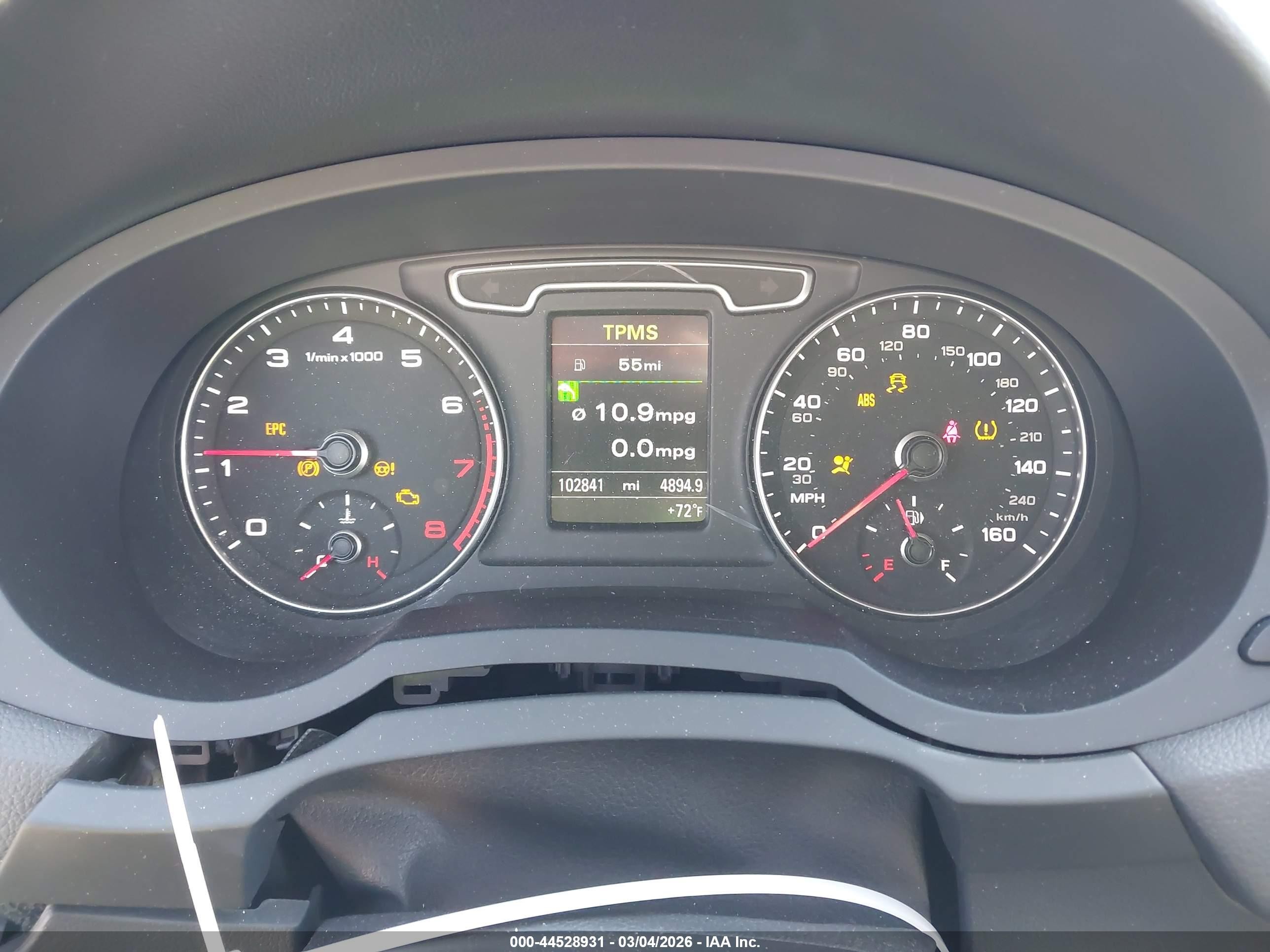 2015 Audi Q3 2.0t Premium Plus Gray vin: WA1EFCFS7FR008321