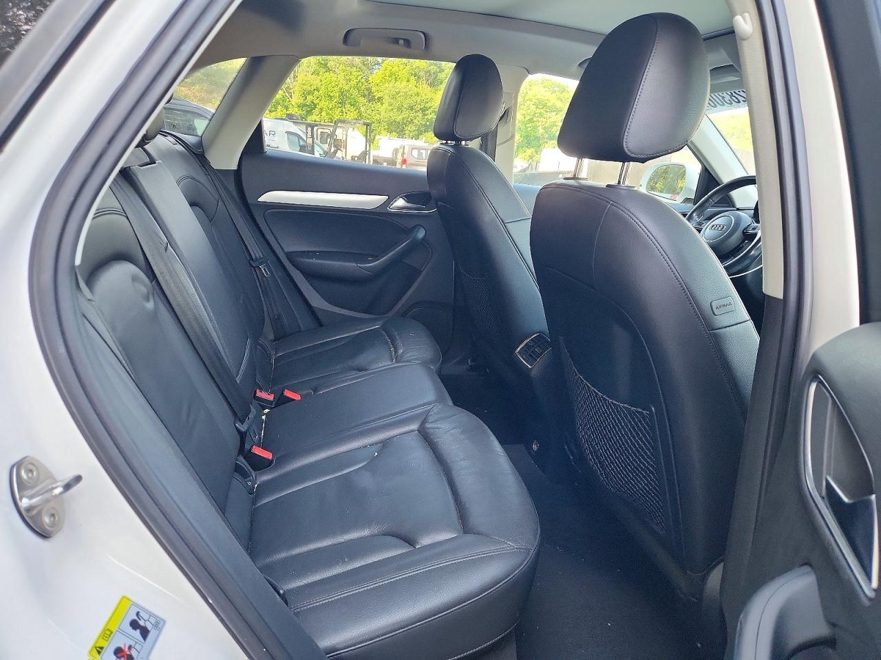 2015 Audi Q3 Premium Plus White vin: WA1EFCFS8FR001264