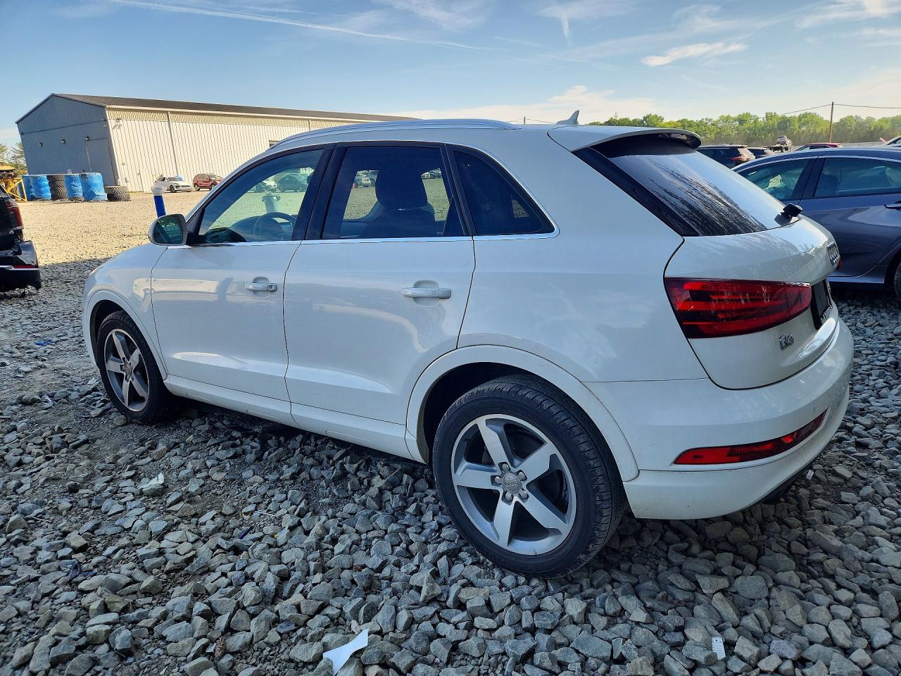 2015 Audi Q3 Premium Plus White vin: WA1EFCFS8FR001264