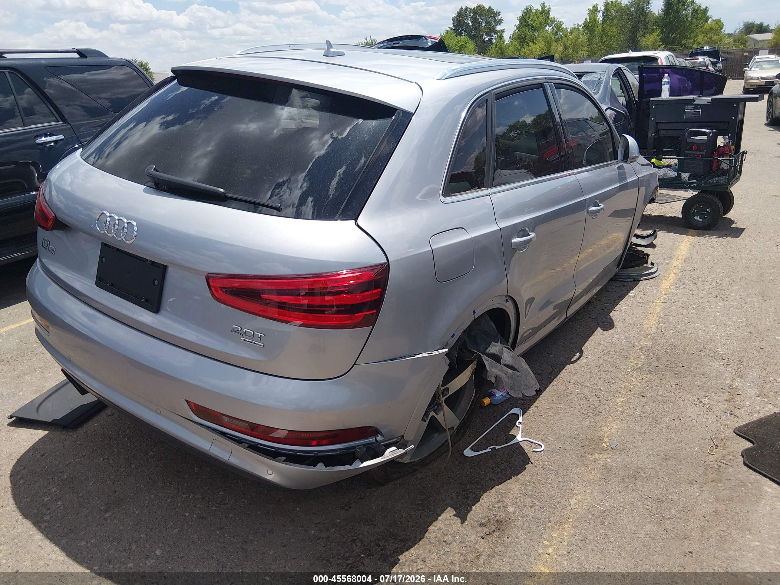 2015 Audi Q3 2.0t Premium Plus Silver vin: WA1EFCFS8FR006061