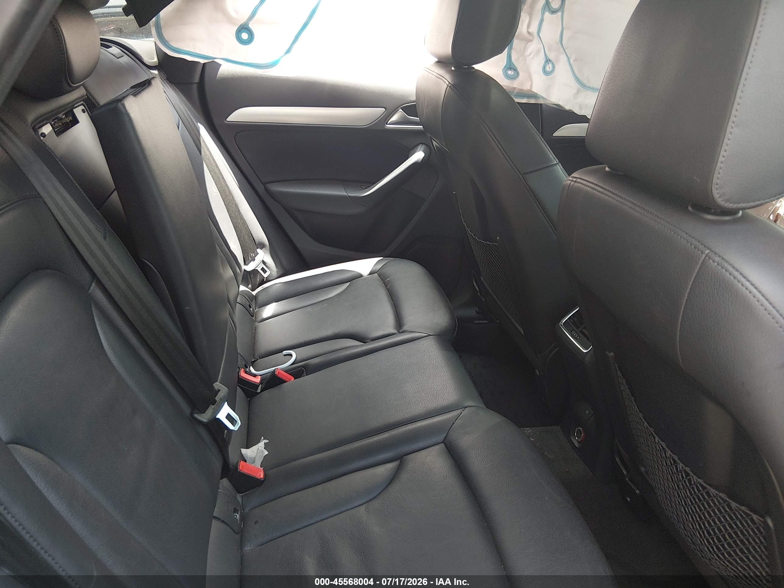 2015 Audi Q3 2.0t Premium Plus Silver vin: WA1EFCFS8FR006061
