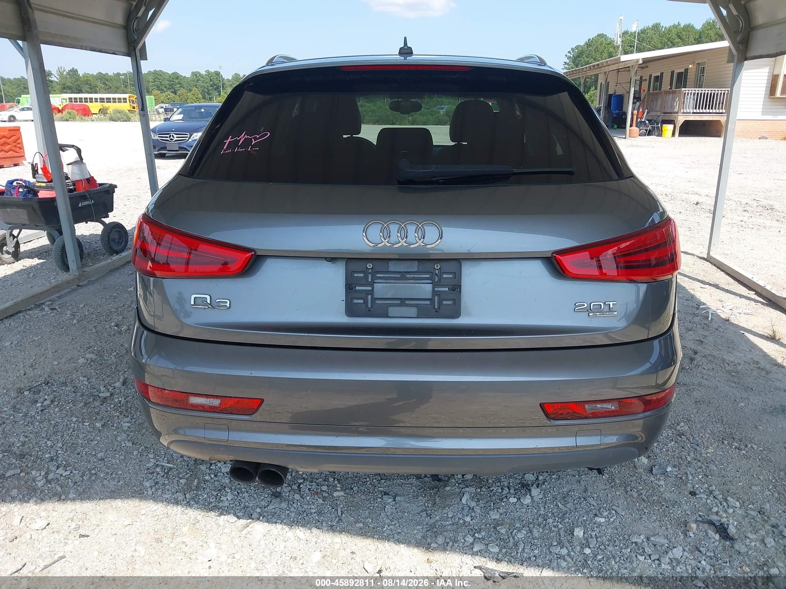 2015 Audi Q3 2.0t Premium Plus Серый vin: WA1EFCFS9FR000754