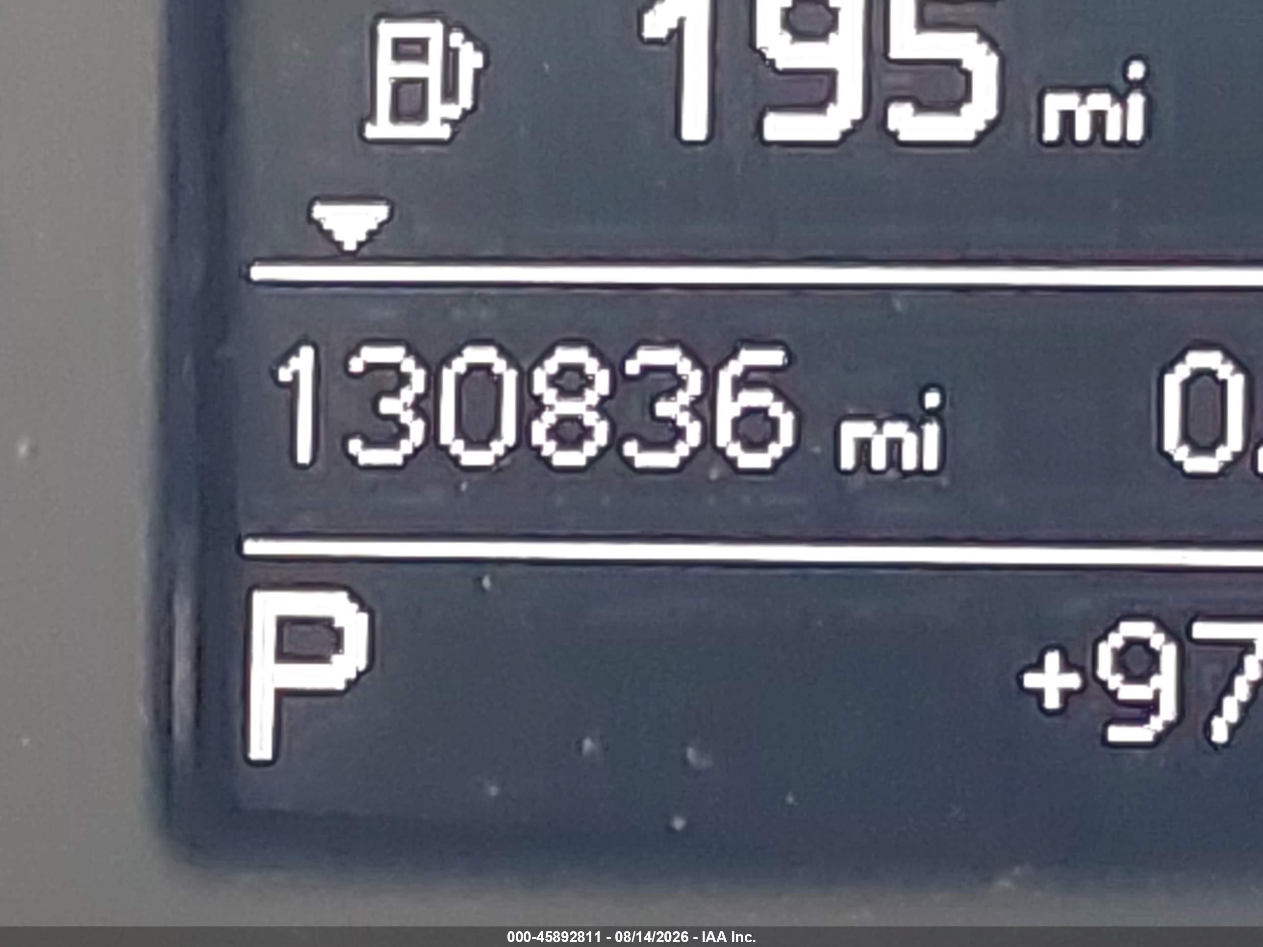 2015 Audi Q3 2.0t Premium Plus Серый vin: WA1EFCFS9FR000754