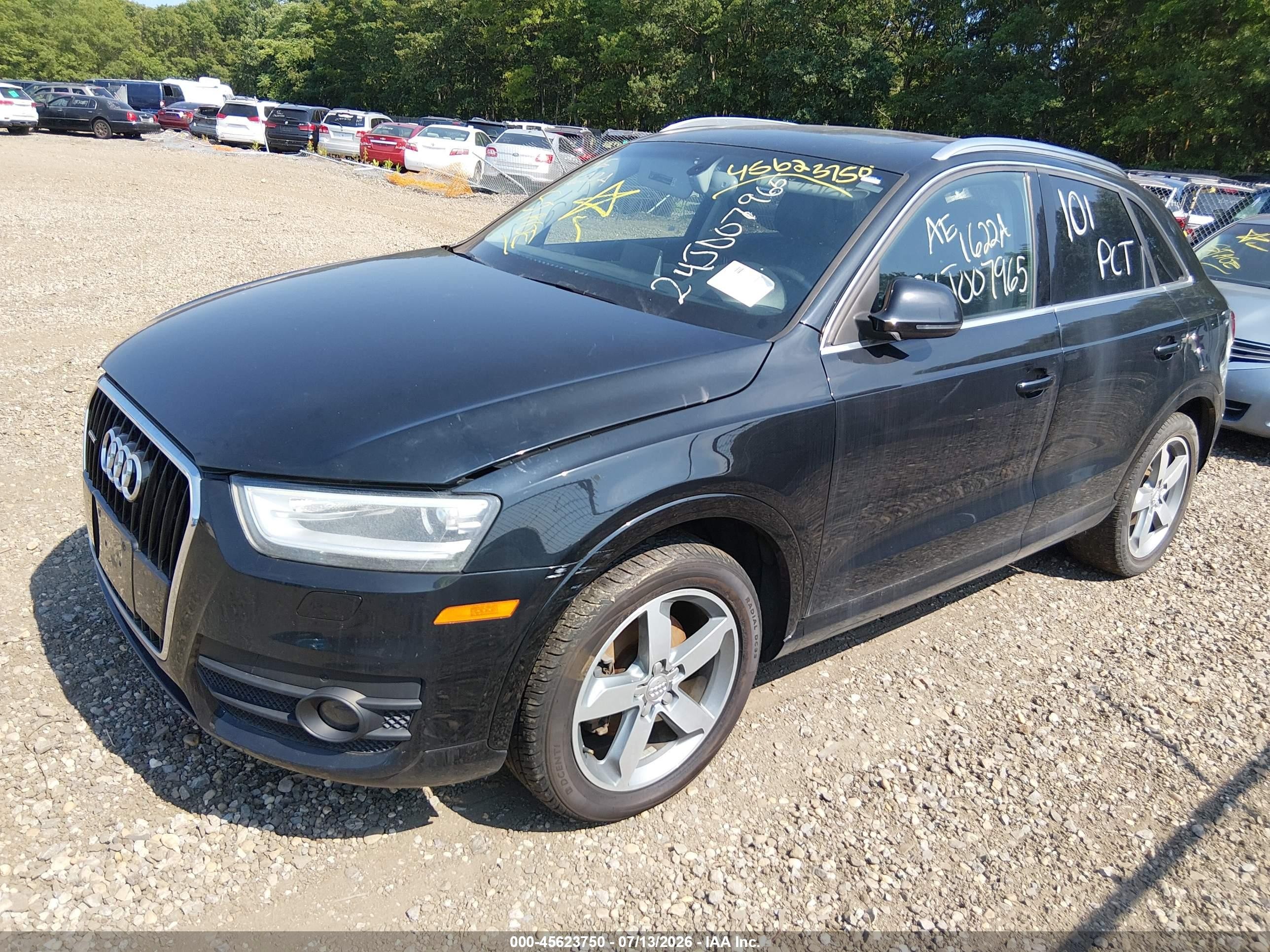 2015 Audi Q3 2.0t Premium Plus Black vin: WA1EFCFS9FR004822