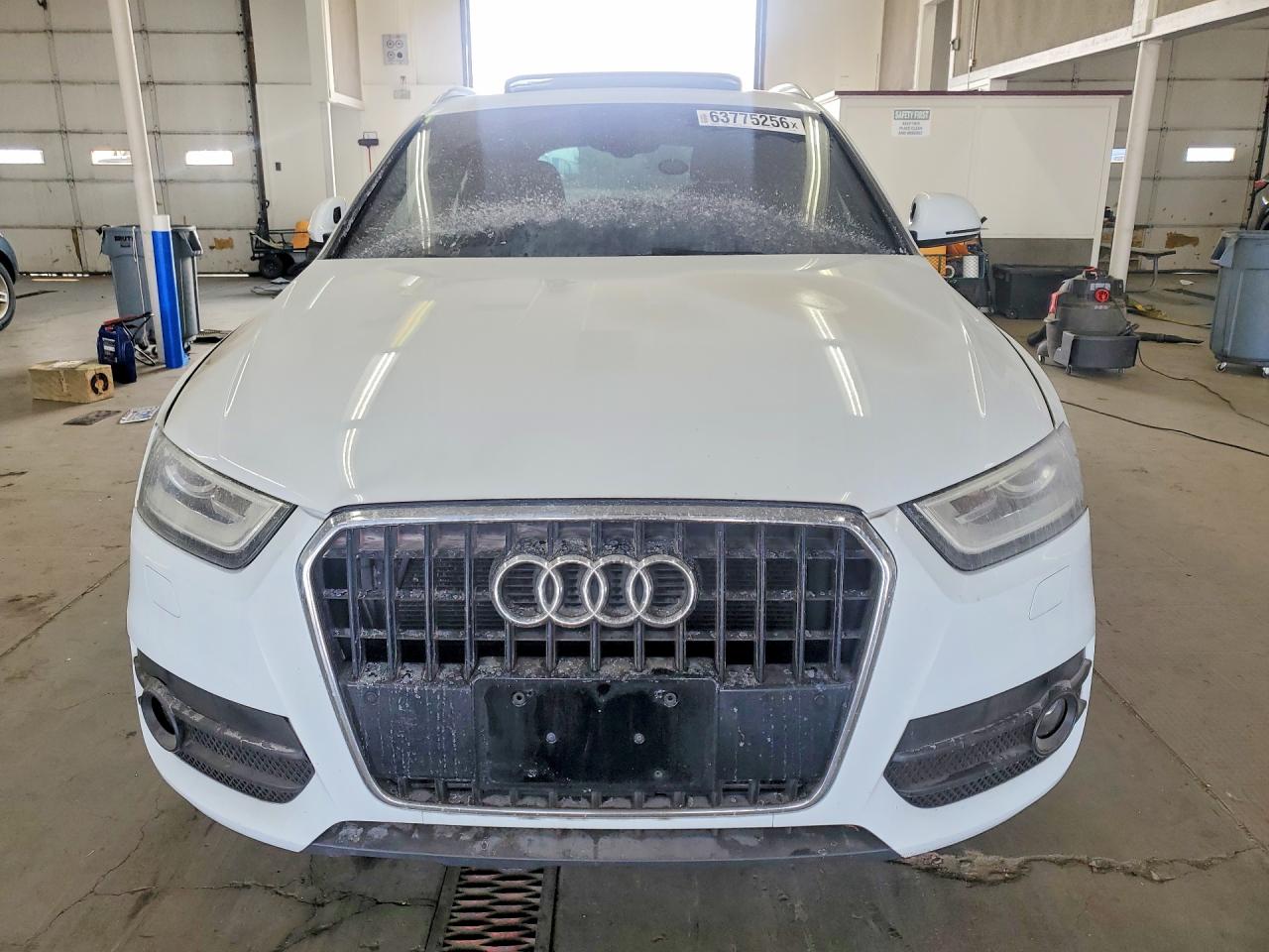 2015 Audi Q3 Premium Plus White vin: WA1EFCFS9FR005310