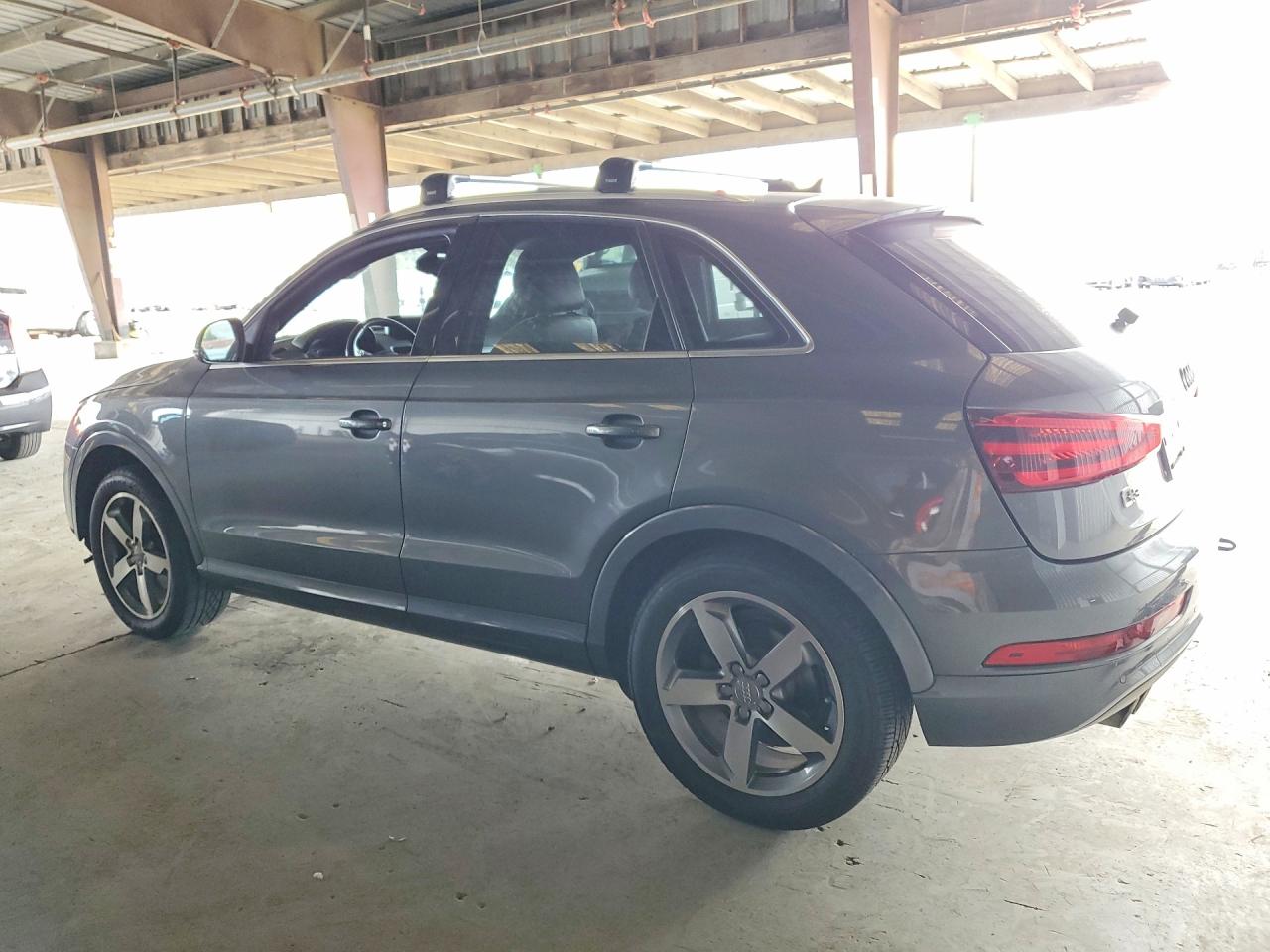 2015 Audi Q3 Premium Plus Серый vin: WA1EFCFSXFR006420