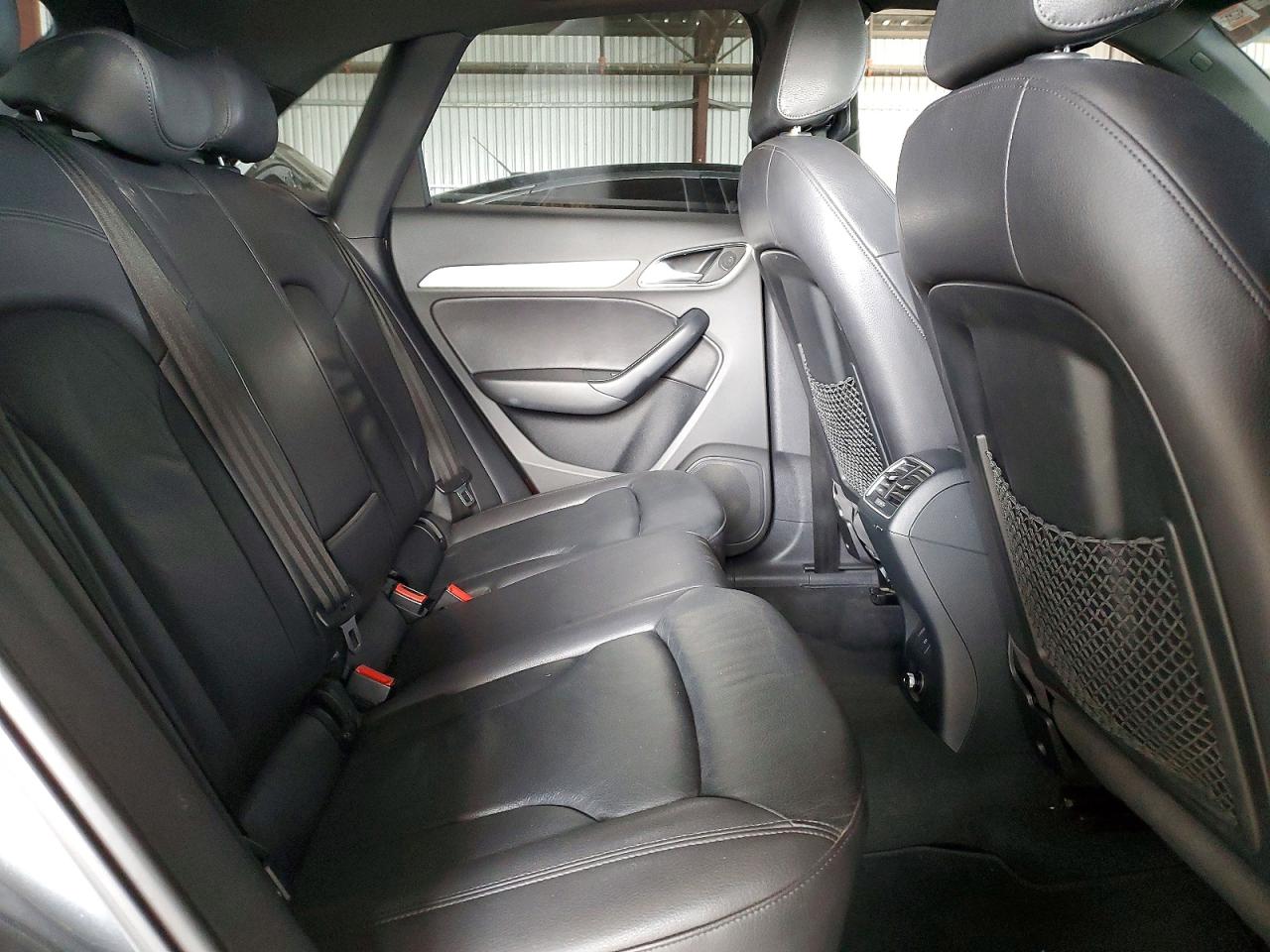 2015 Audi Q3 Premium Plus Серый vin: WA1EFCFSXFR006420