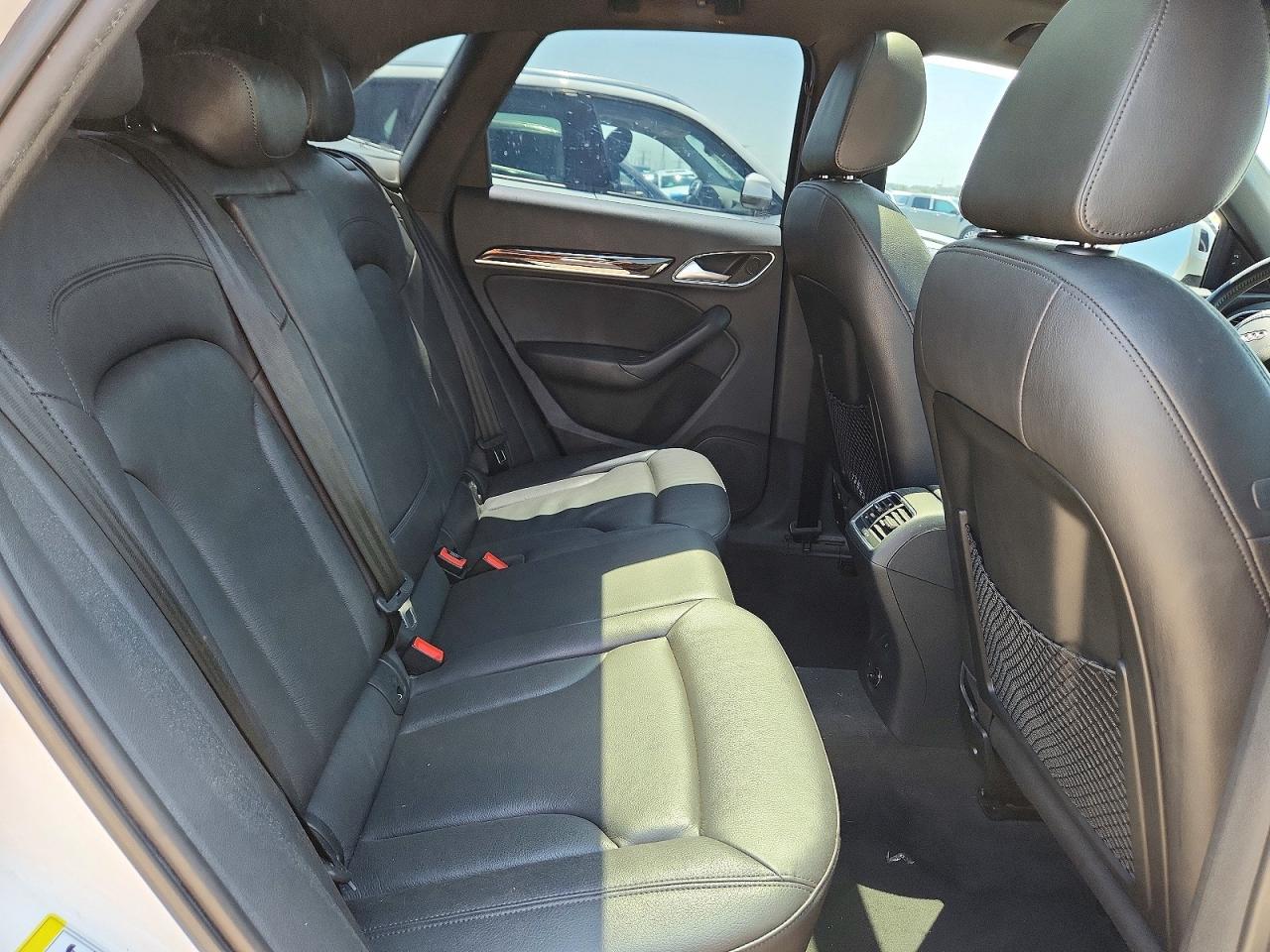 2015 Audi Q3 Premium Plus White vin: WA1EFCFSXFR007325