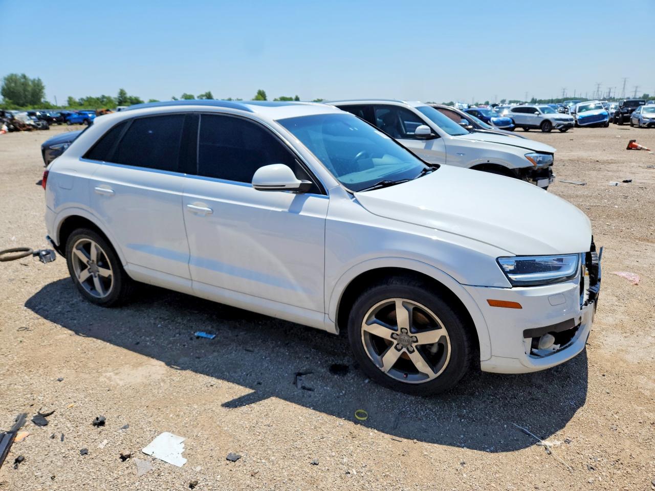 2015 Audi Q3 Premium Plus White vin: WA1EFCFSXFR007325