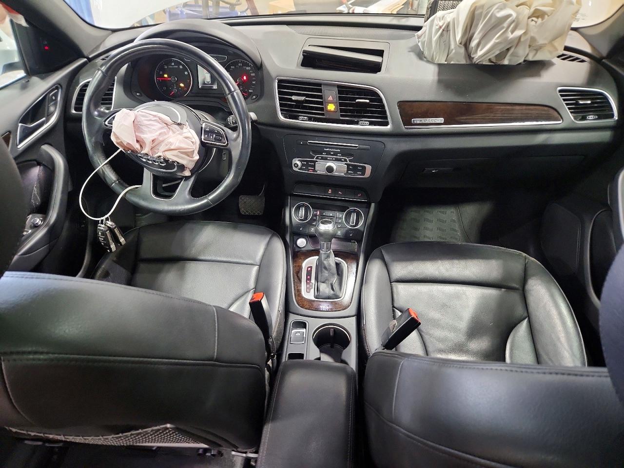 2016 Audi Q3 Premium Plus White vin: WA1EFCFSXGR014602
