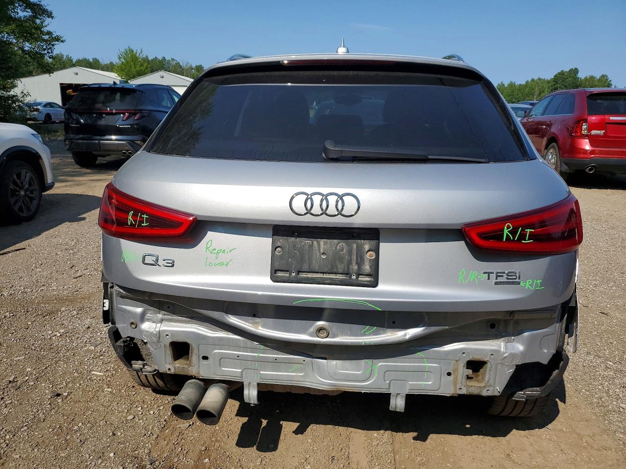 2015 Audi Q3 Premium Plus Silver vin: WA1EFEFS0FR002677