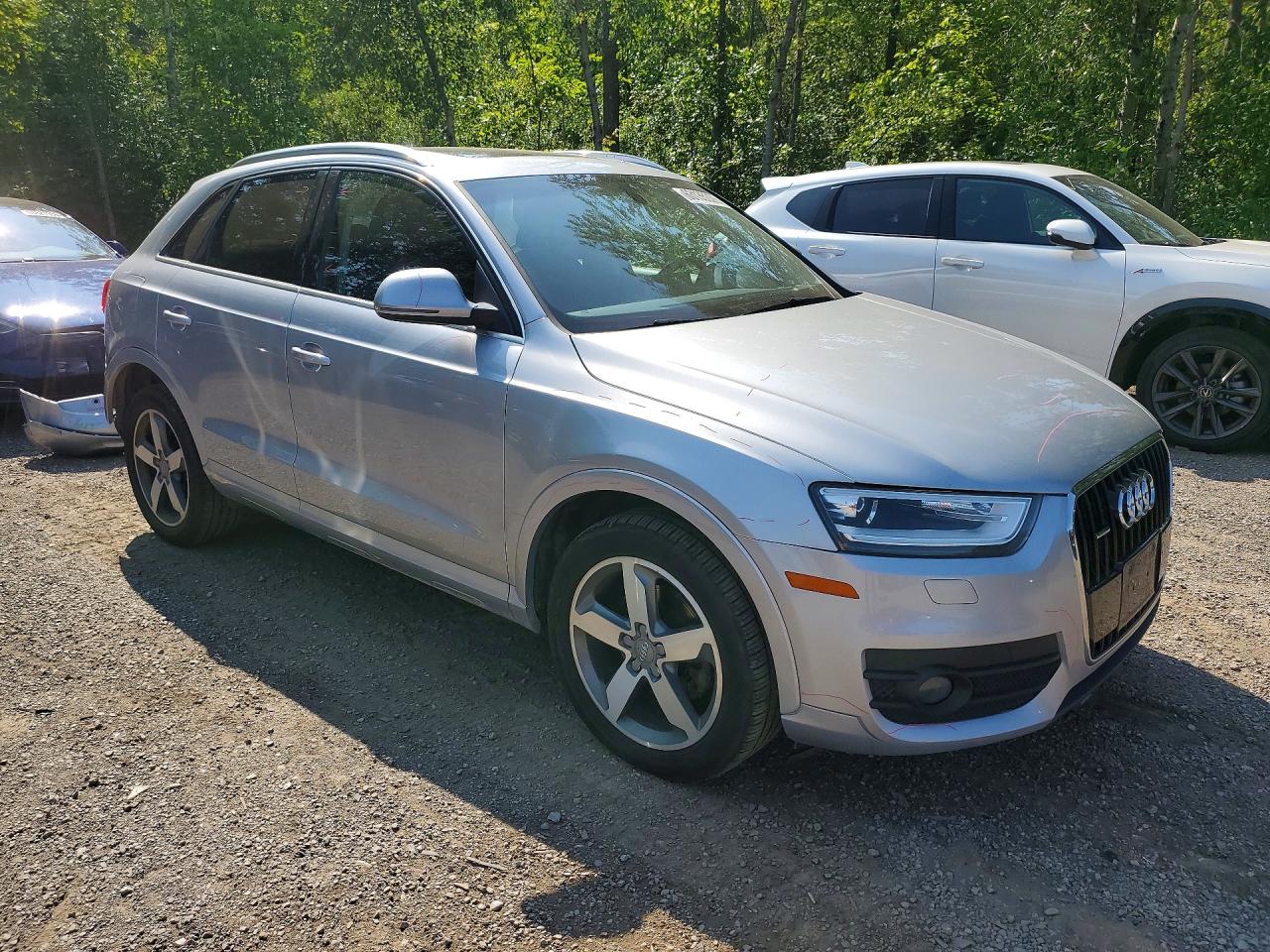 2015 Audi Q3 Premium Plus Silver vin: WA1EFEFS0FR002677