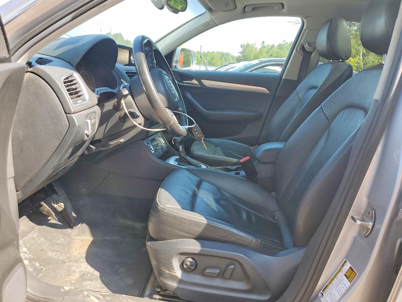 2015 Audi Q3 Premium Plus Silver vin: WA1EFEFS0FR002677