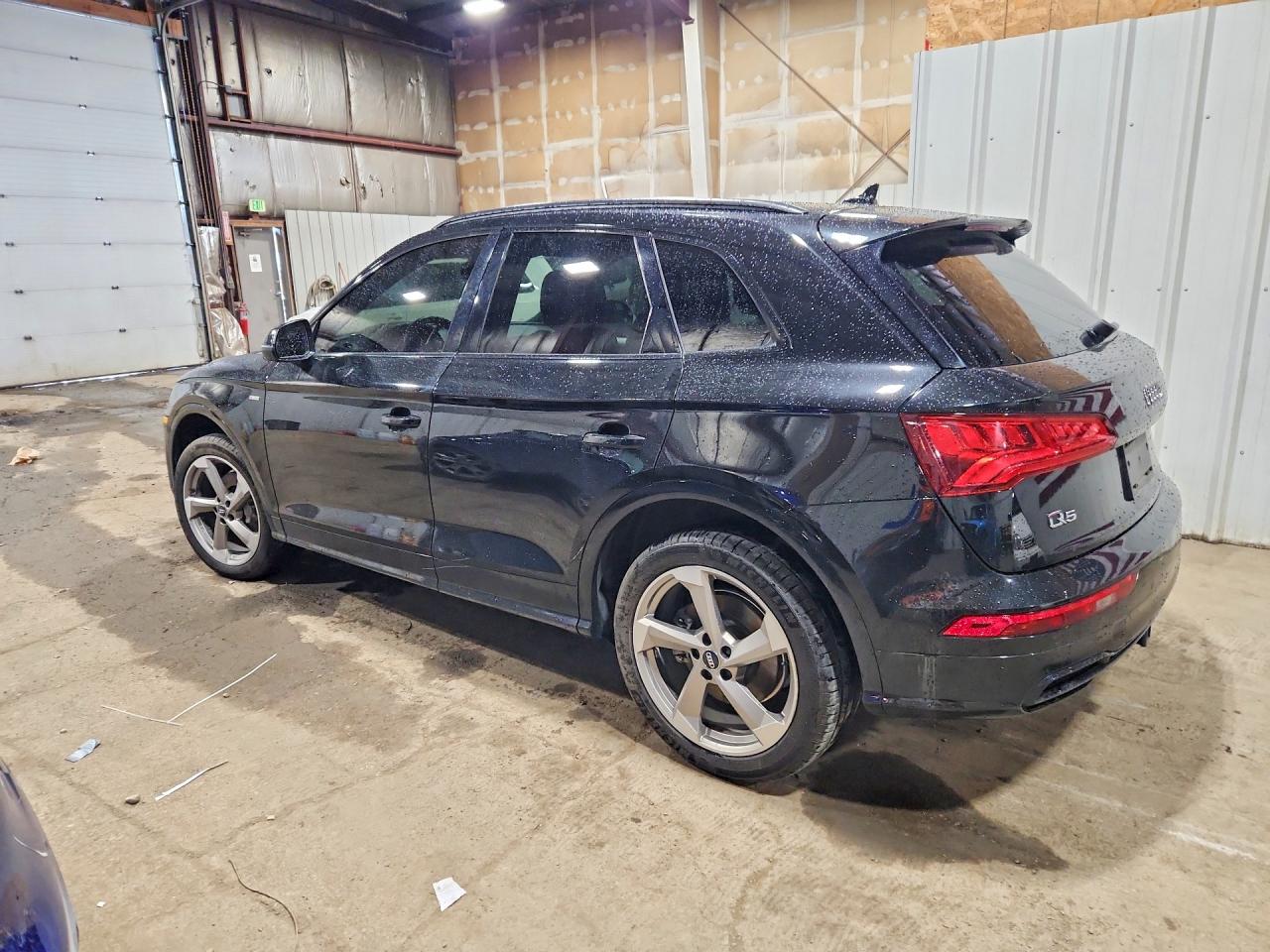 2020 Audi Q5 Titanium Premium Plus Black vin: WA1ENAFY9L2076491