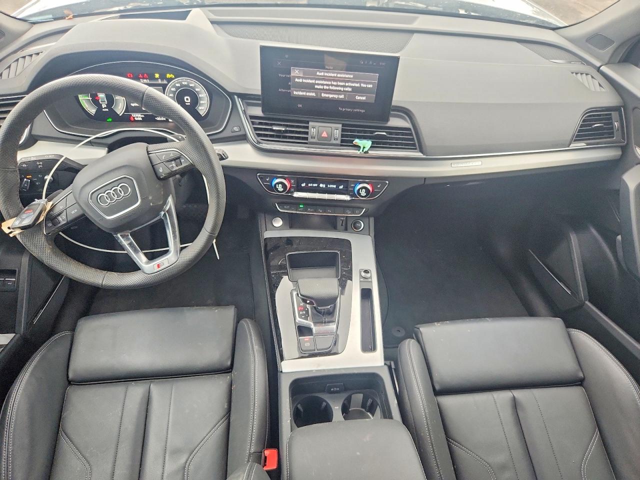 2025 Audi Q5 E Prestige 55 Gray vin: WA1F2AFY6S2039314