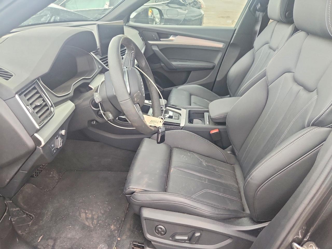 2025 Audi Q5 E Prestige 55 Gray vin: WA1F2AFY6S2039314