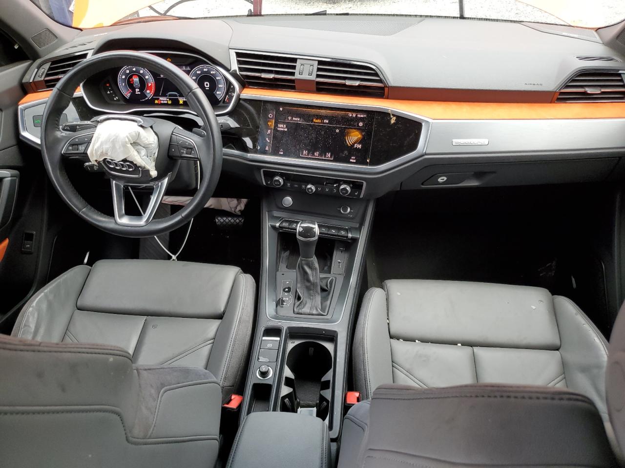 2020 Audi Q3 Prestige S-line Orange vin: WA1FECF32L1030026