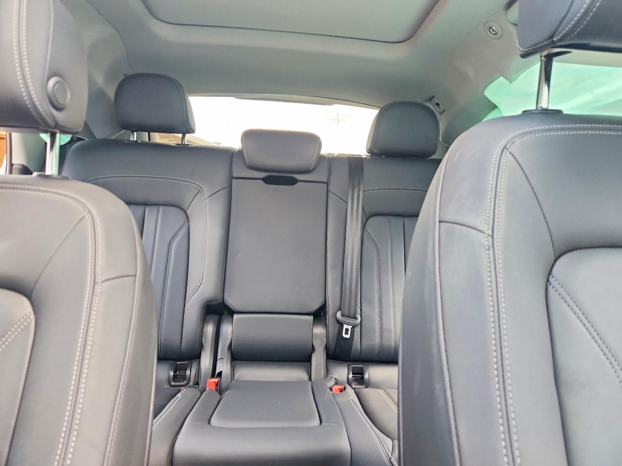 2022 Audi Q5 Premium 45 White vin: WA1GAAFY0N2108171