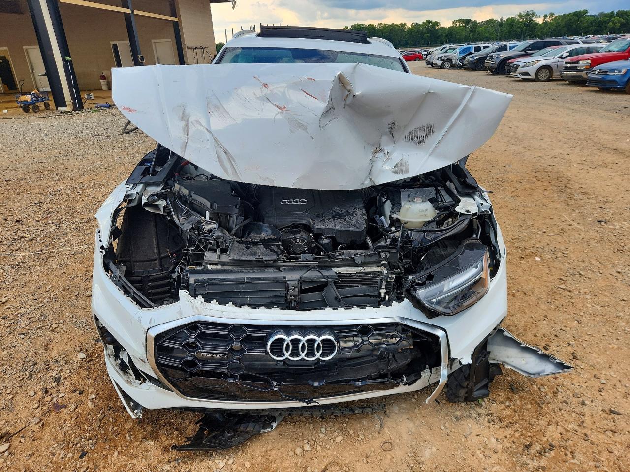2022 Audi Q5 Premium 45 White vin: WA1GAAFY0N2108171