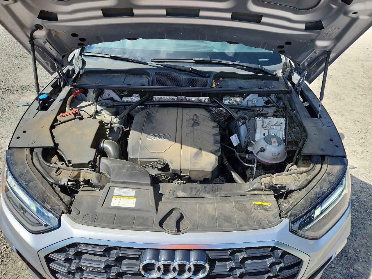 2022 Audi Q5 Premium 45 Silver vin: WA1GAAFY0N2140067