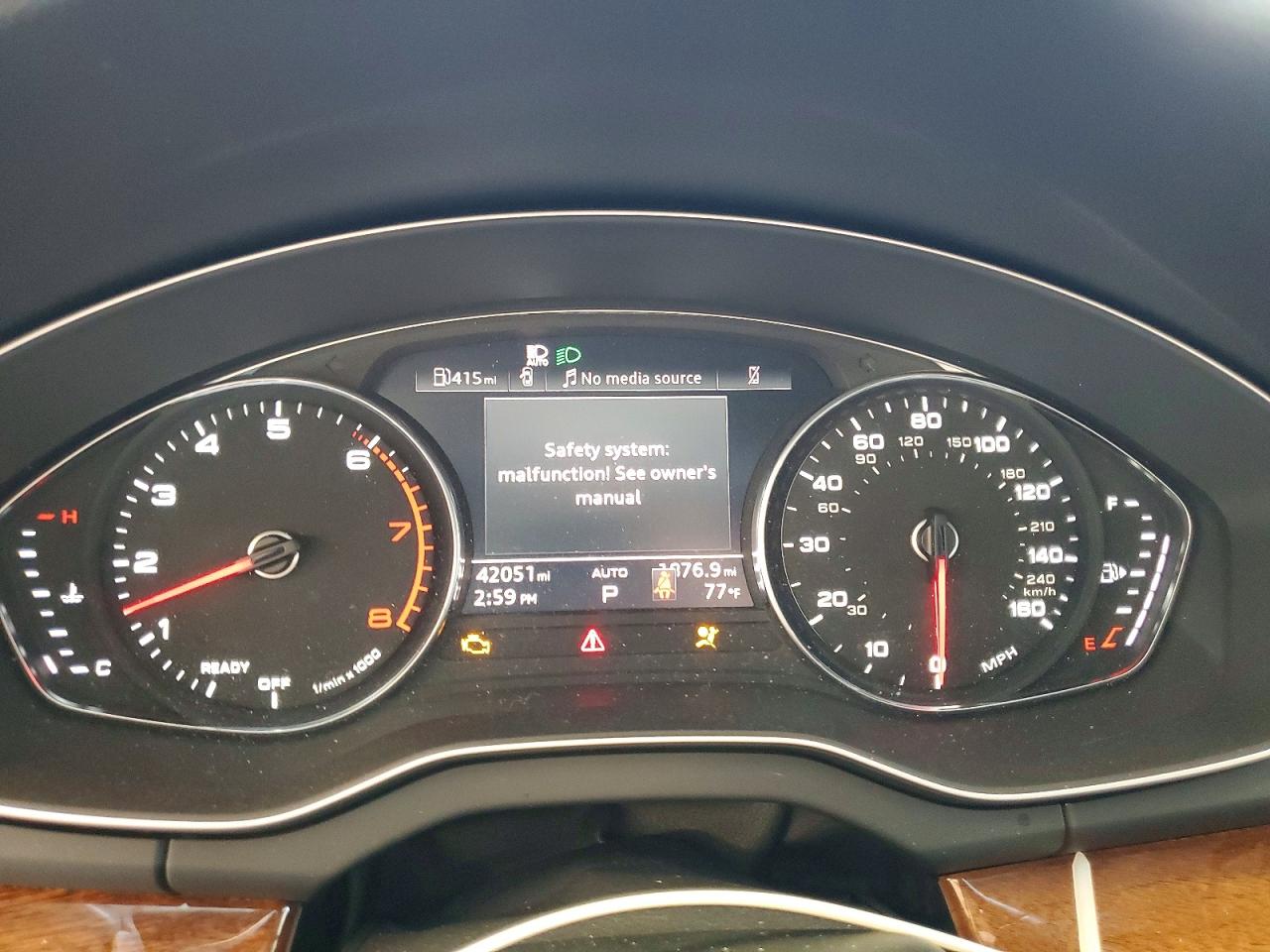 2023 Audi Q5 Premium 45 Black vin: WA1GAAFY5P2025693