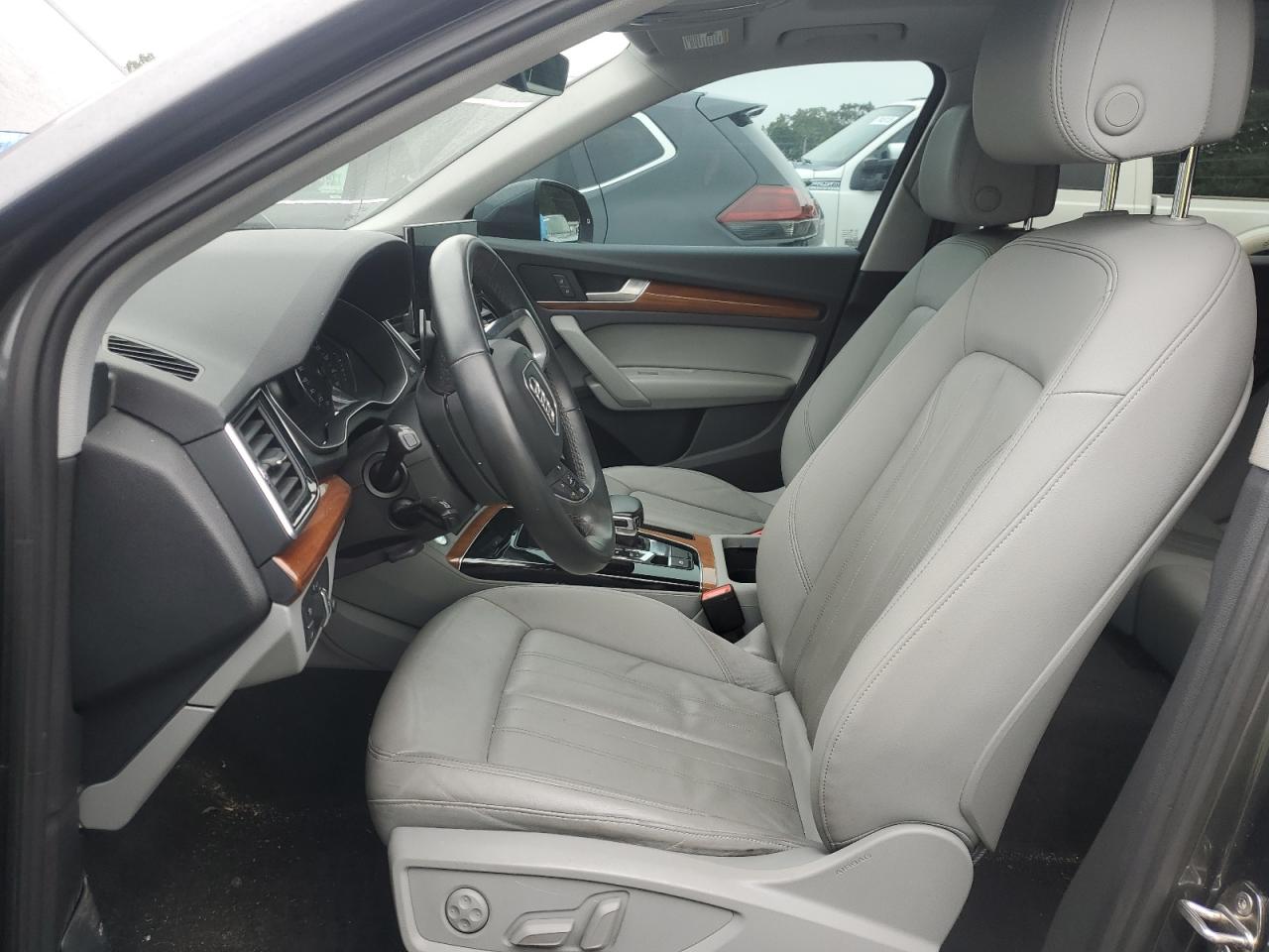 2022 Audi Q5 Premium 45 Charcoal vin: WA1GAAFY9N2069807