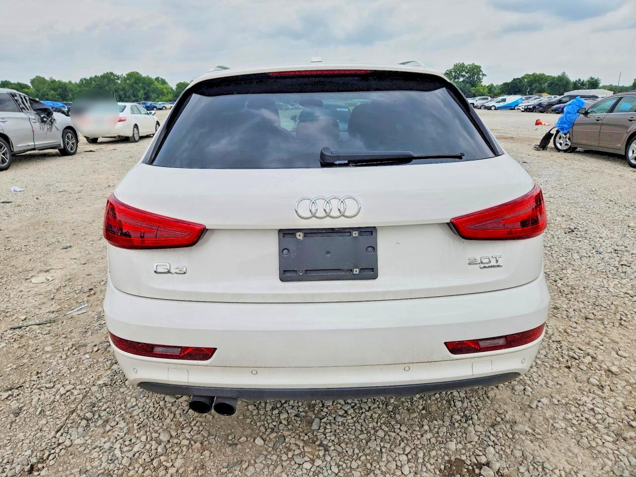 2015 Audi Q3 Prestige White vin: WA1GFCFS2FR008977
