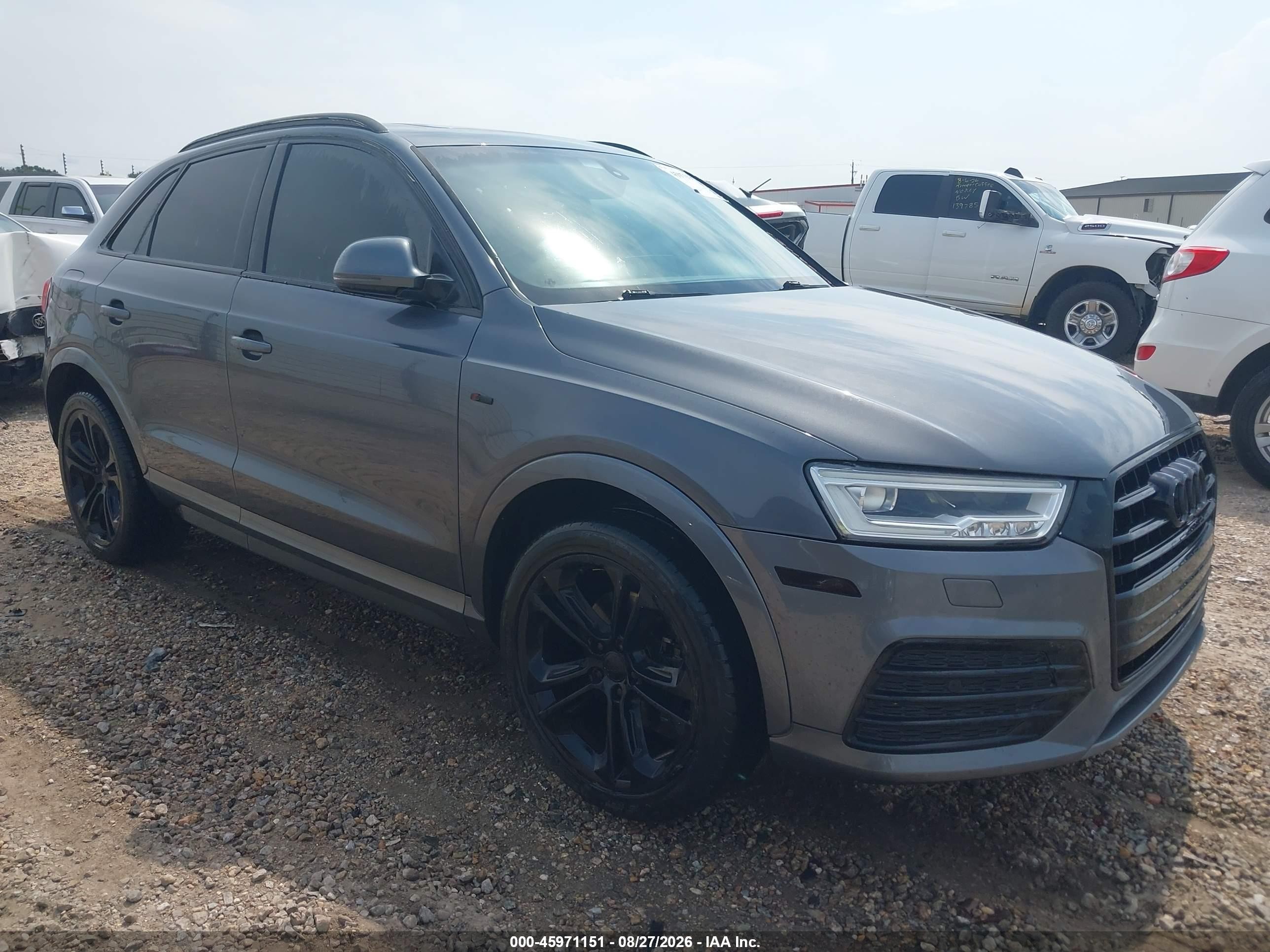 2016 Audi Q3 2.0t Premium Plus Gray vin: WA1GFCFS2GR001612