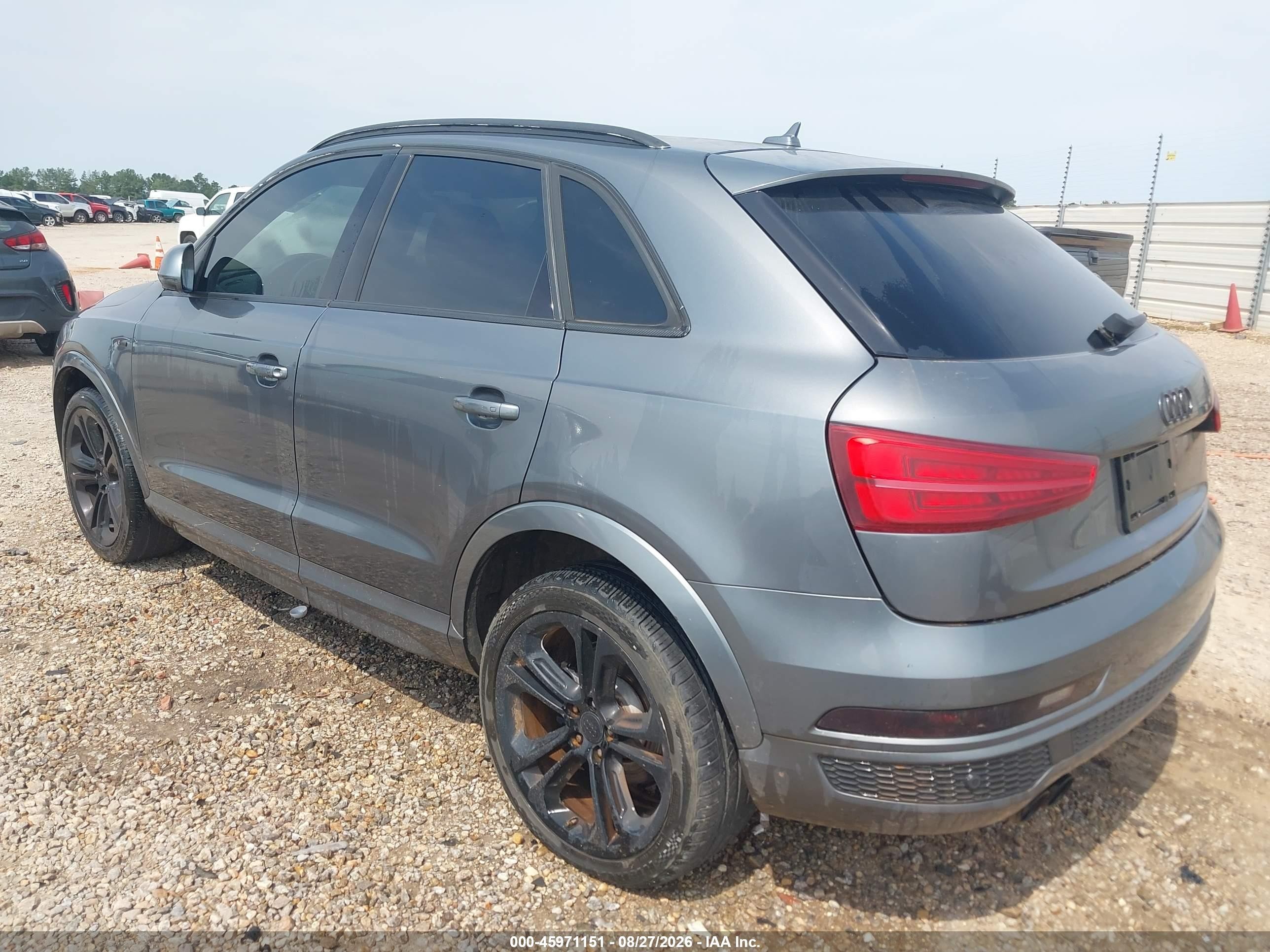 2016 Audi Q3 2.0t Premium Plus Gray vin: WA1GFCFS2GR001612