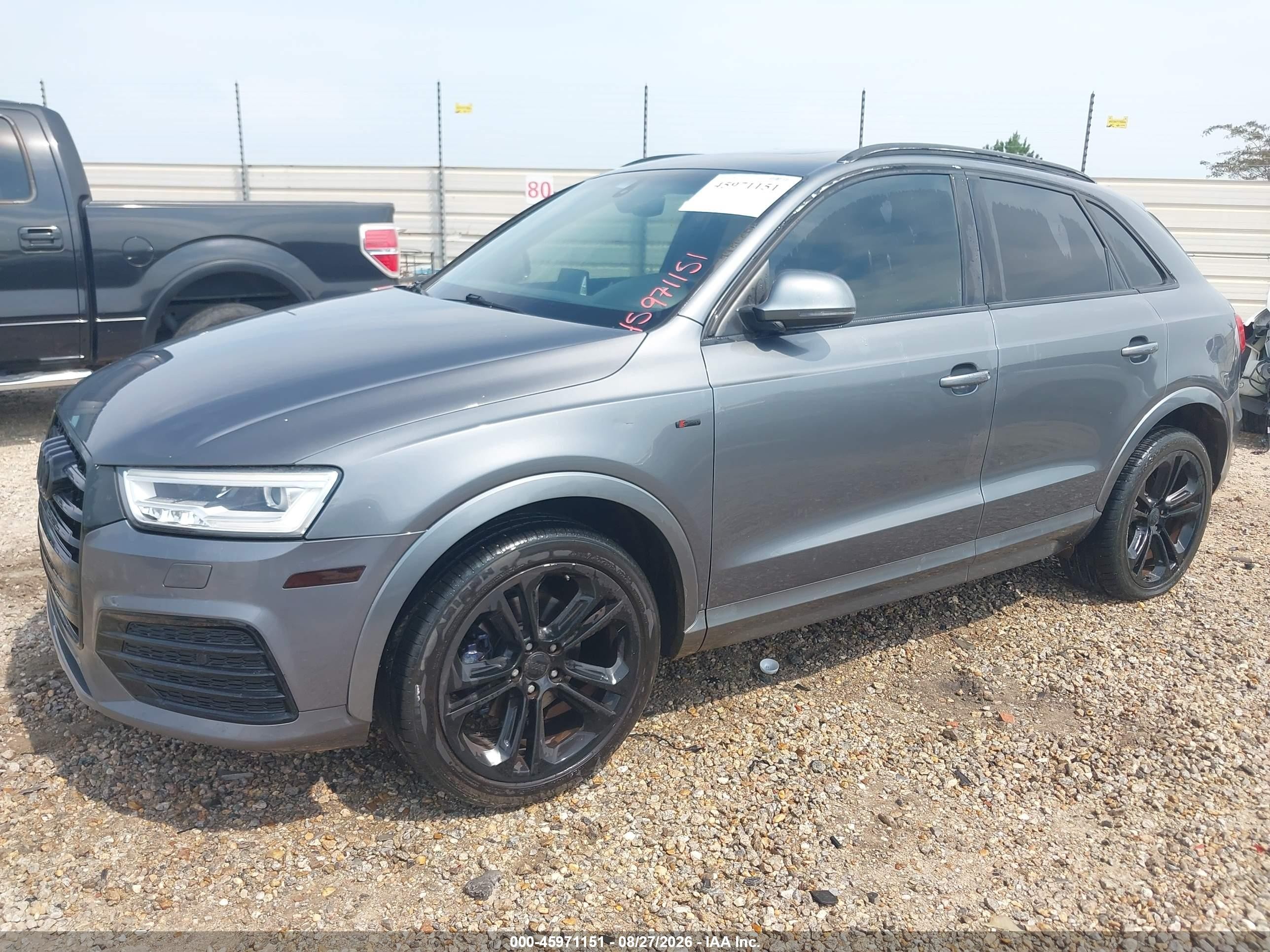 2016 Audi Q3 2.0t Premium Plus Gray vin: WA1GFCFS2GR001612