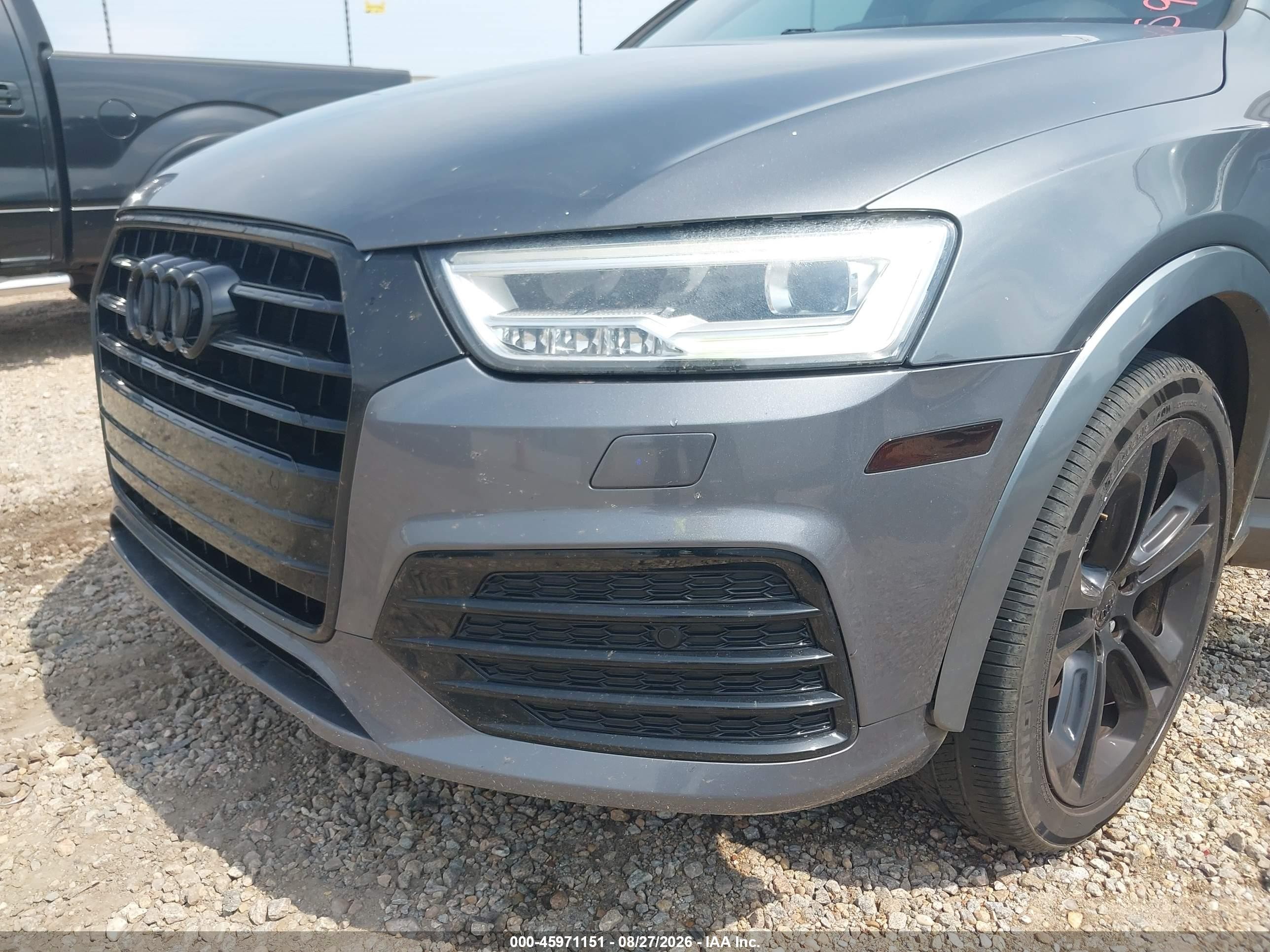 2016 Audi Q3 2.0t Premium Plus Gray vin: WA1GFCFS2GR001612